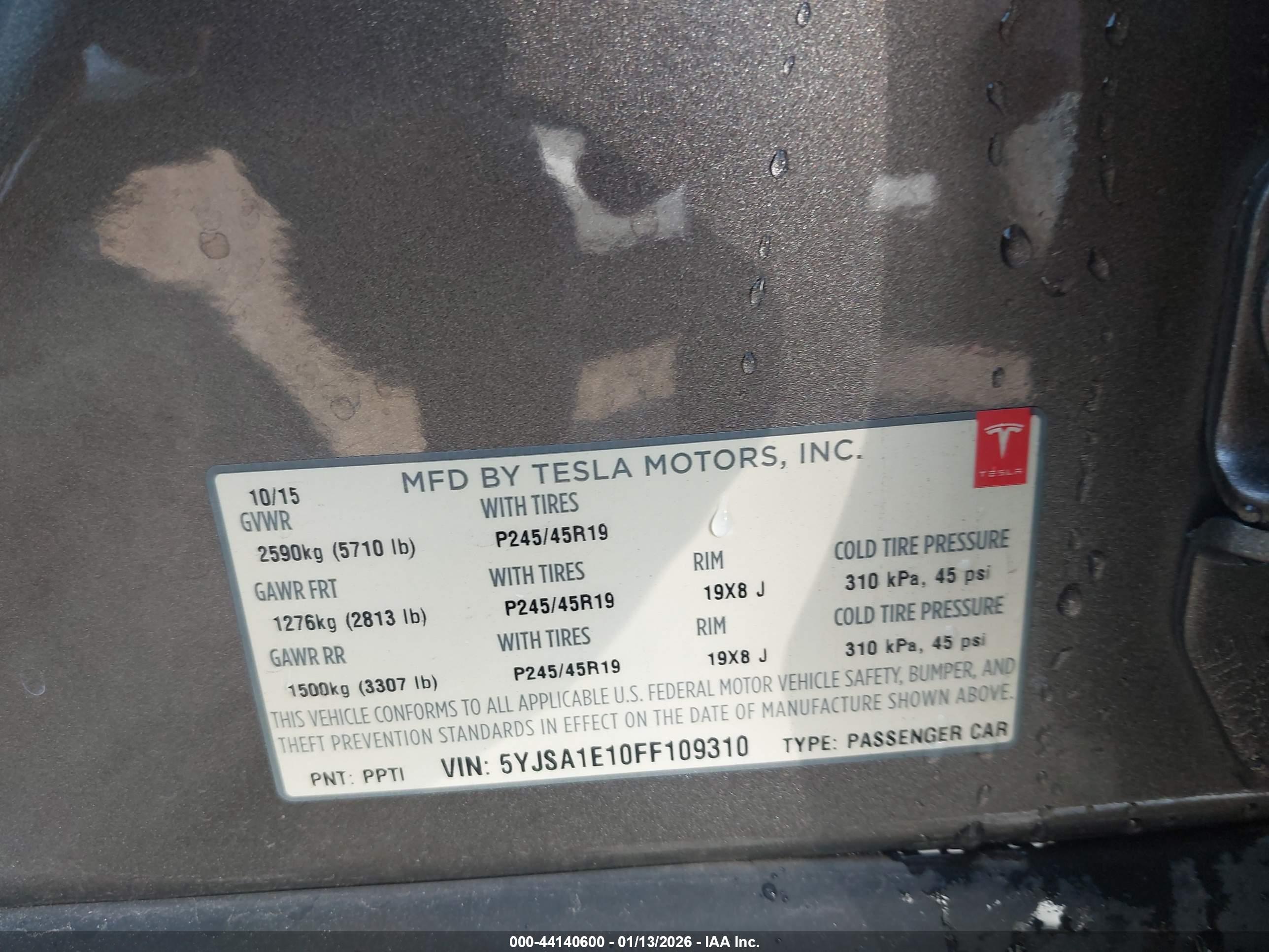 TESLA MODEL image 9
