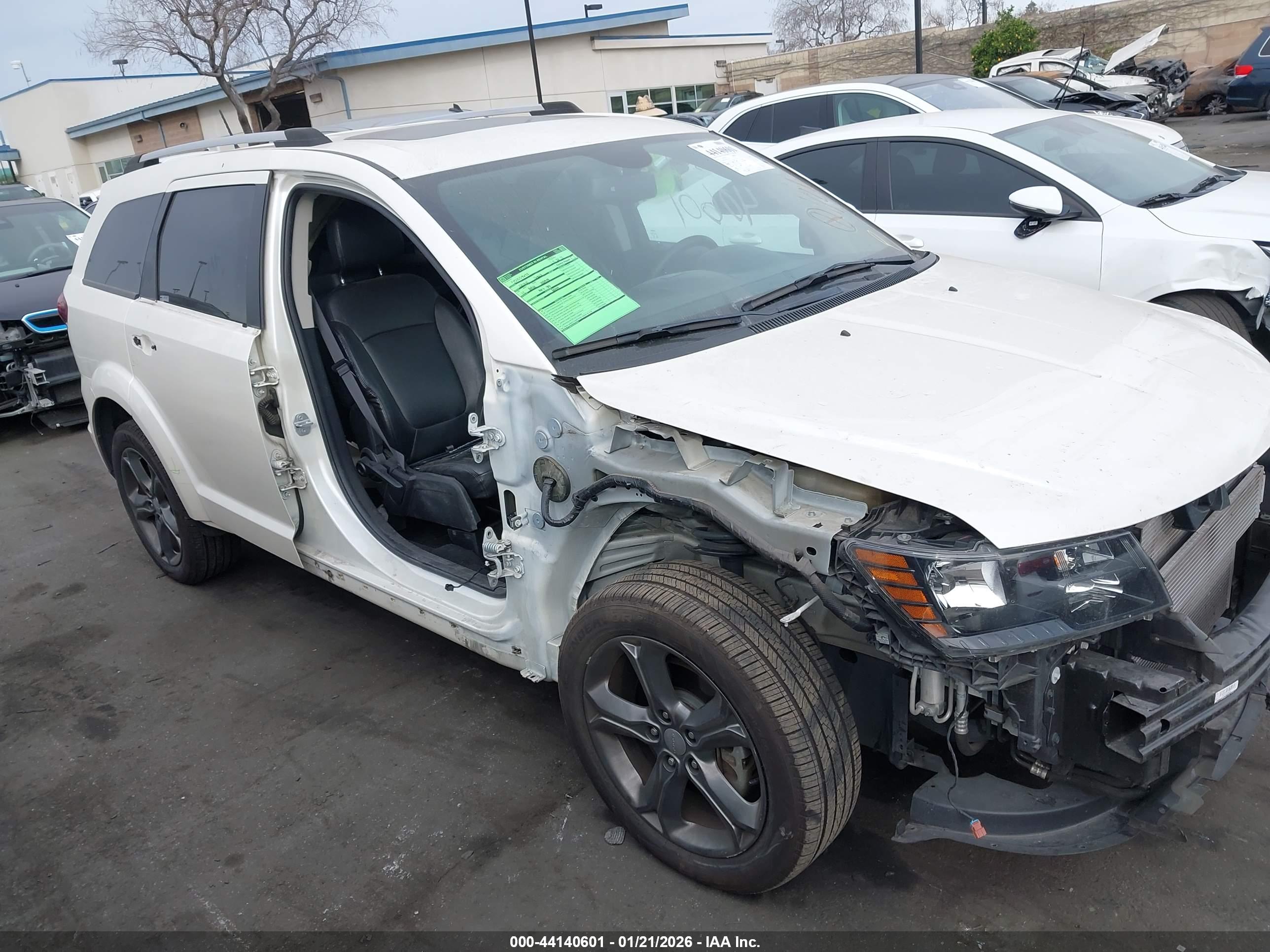 DODGE JOURNEY image 6