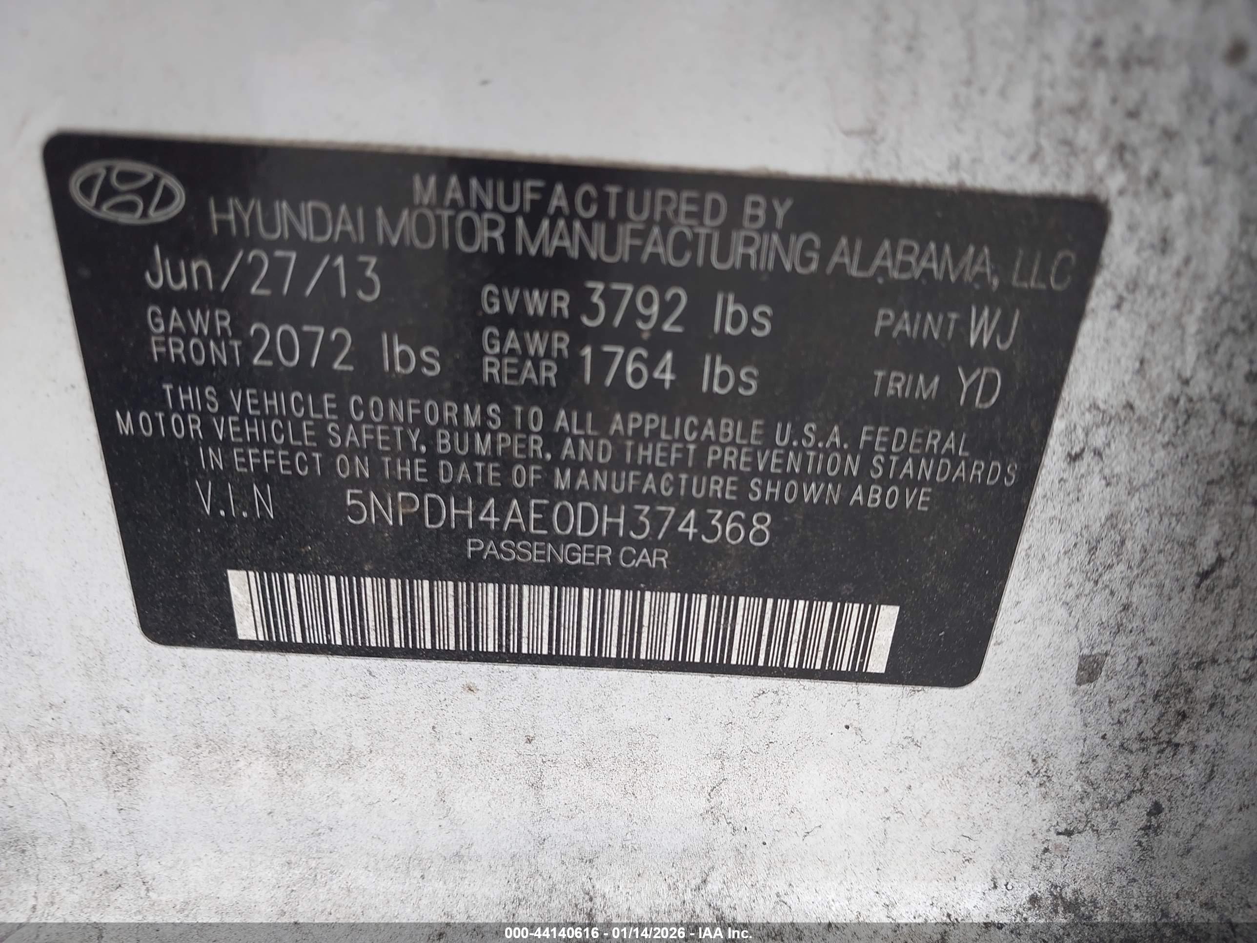 HYUNDAI ELANTRA image 9
