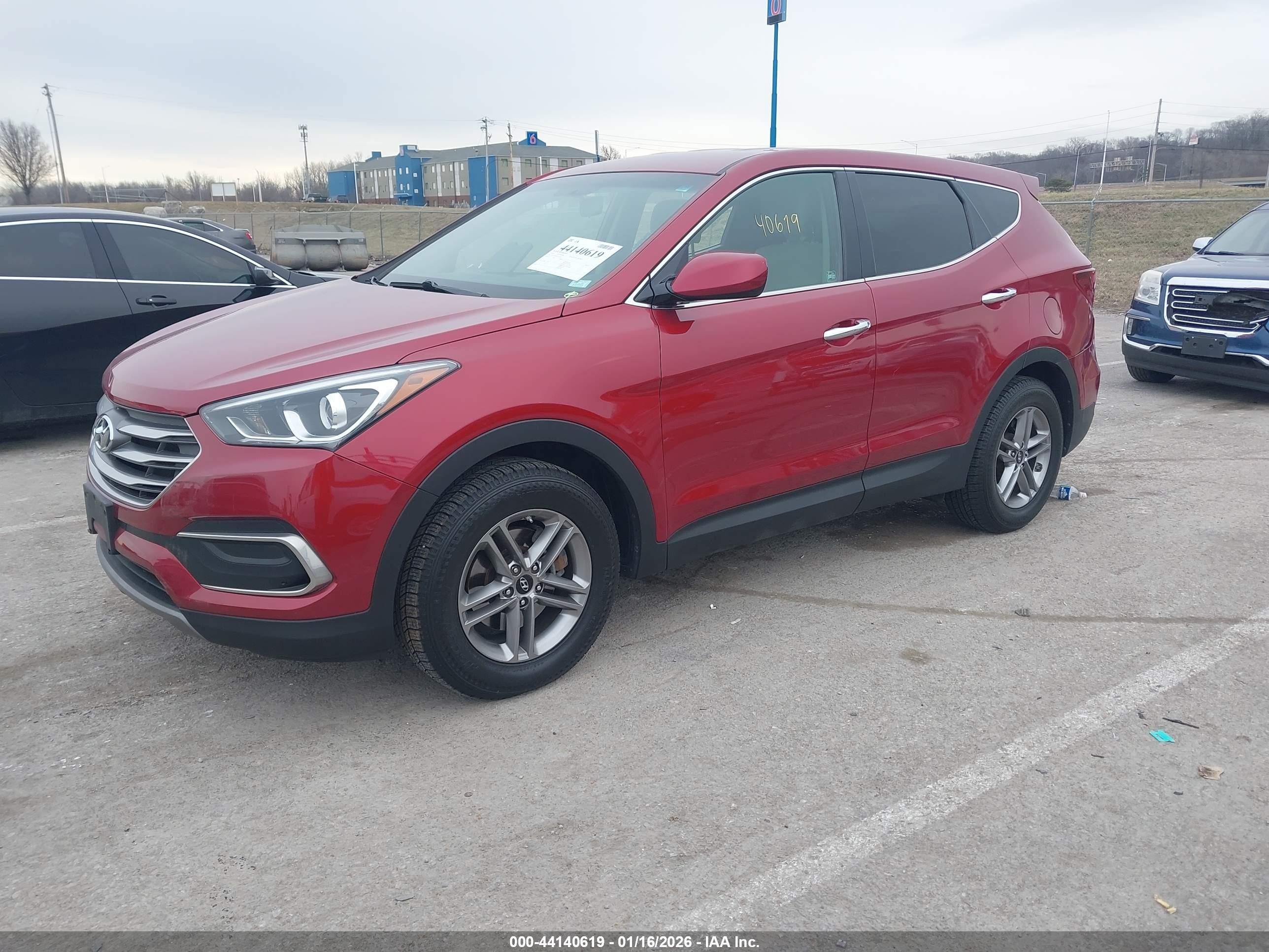 HYUNDAI SANTA image 2