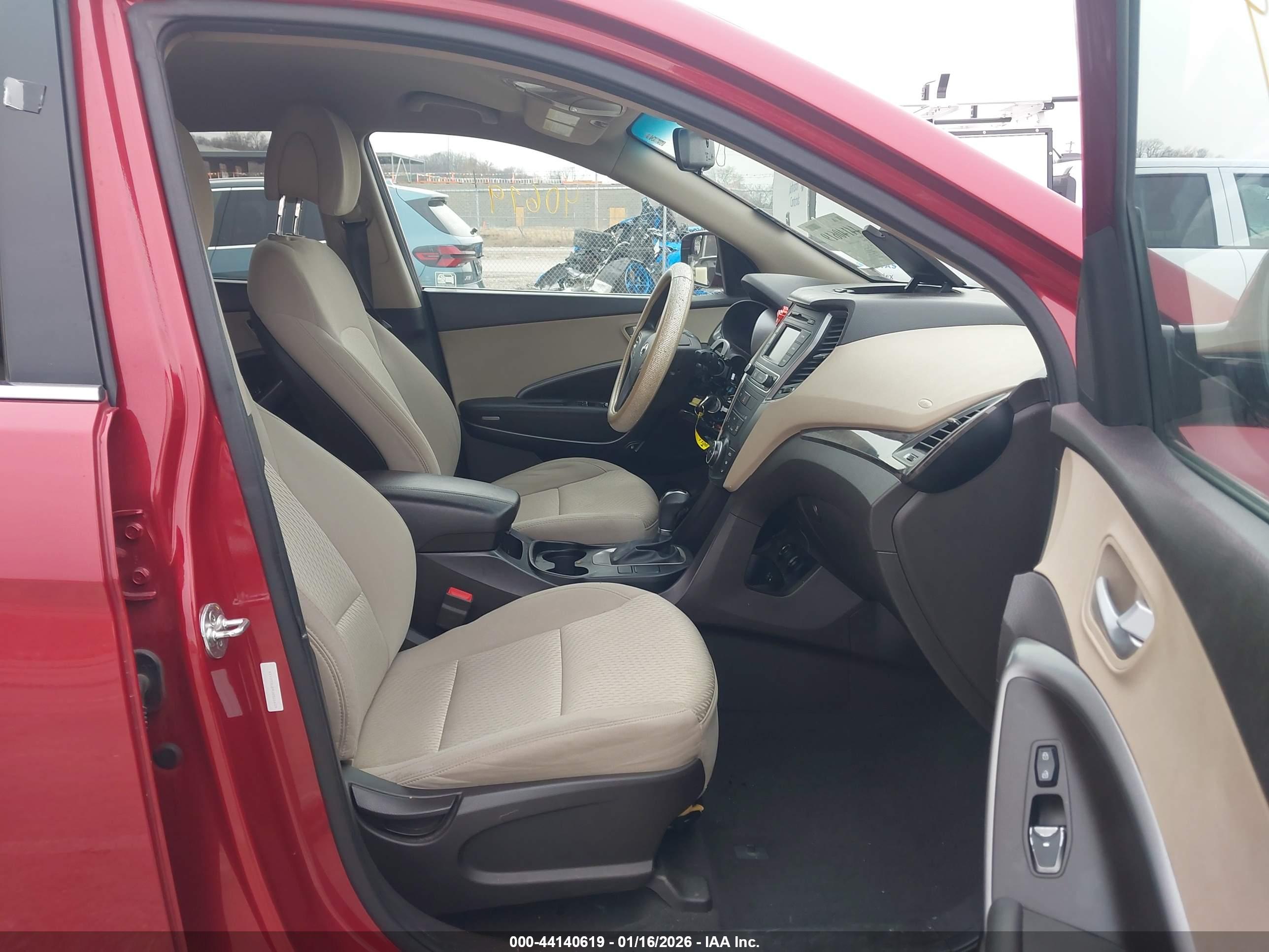 HYUNDAI SANTA image 5