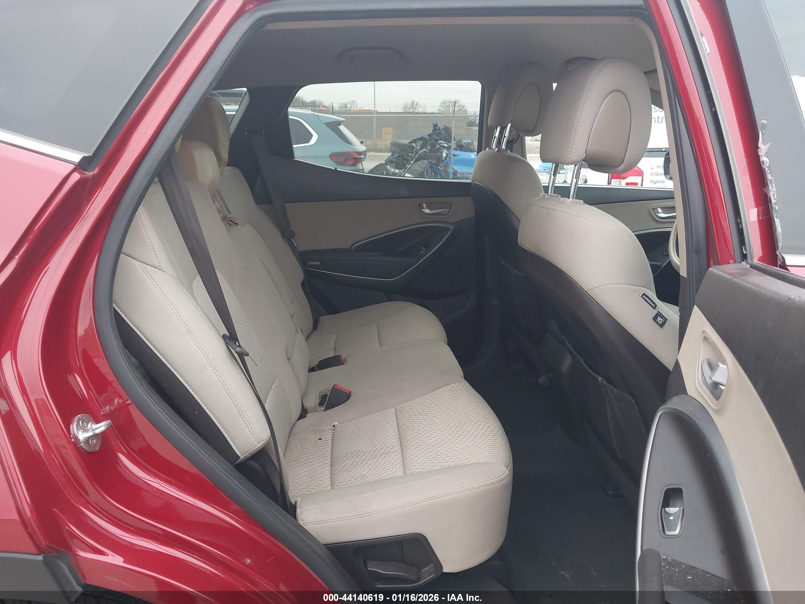 HYUNDAI SANTA image 8