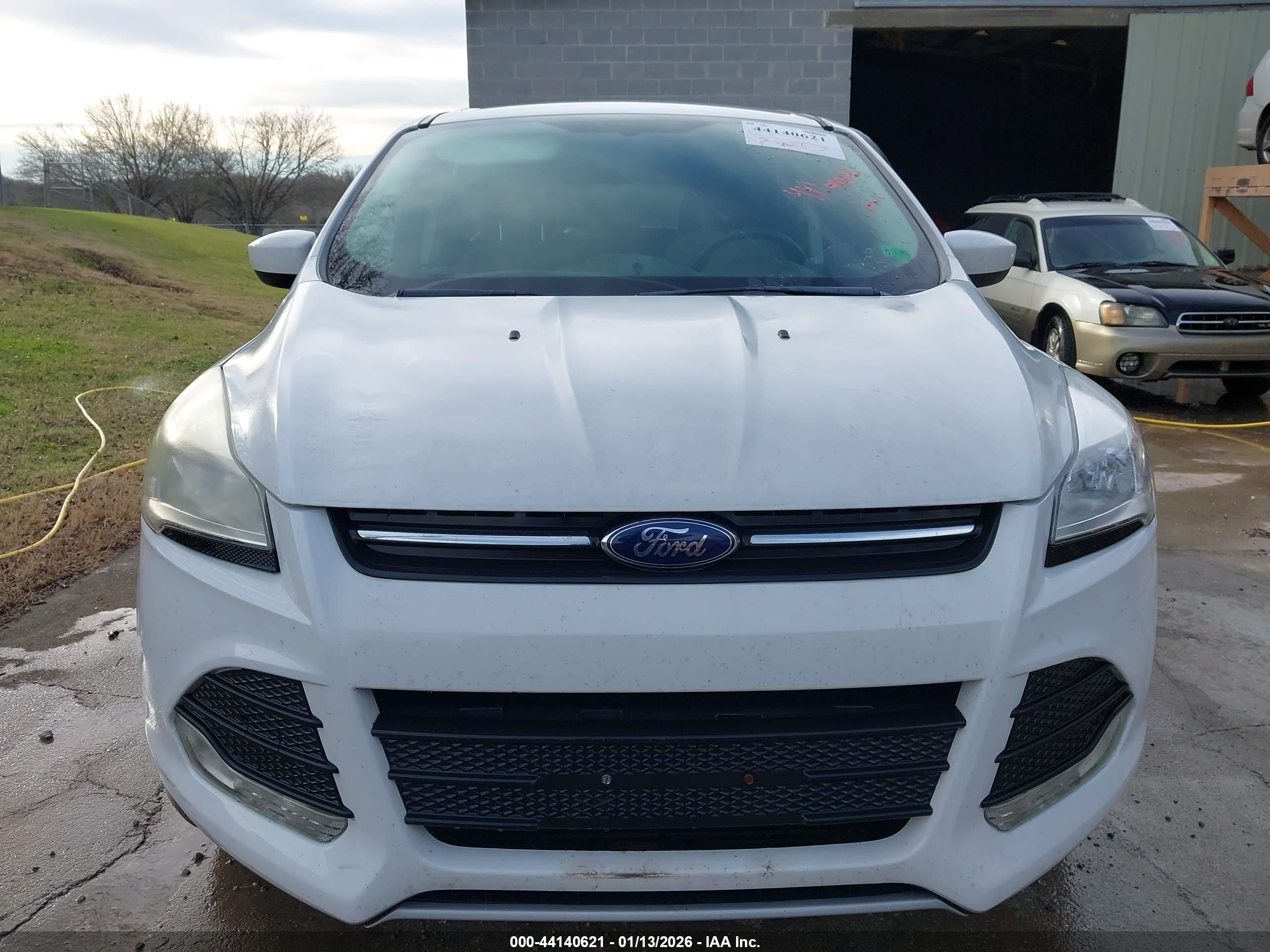 FORD ESCAPE image 6