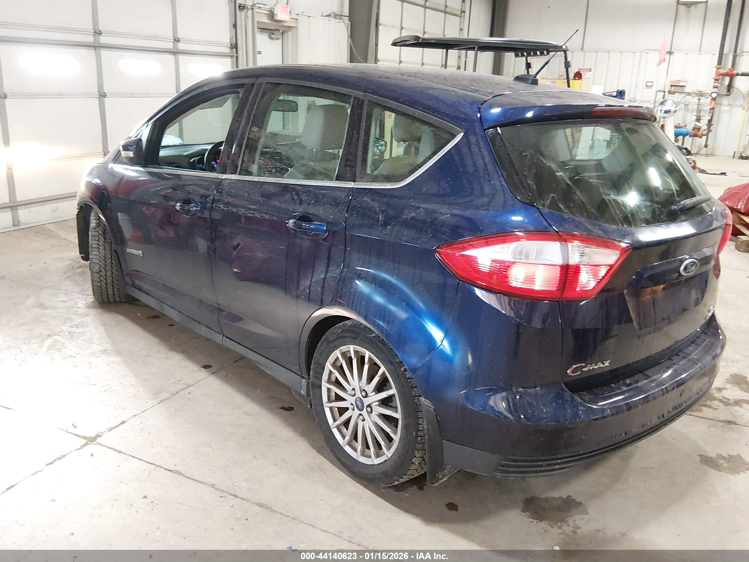 FORD C-MAX image 3