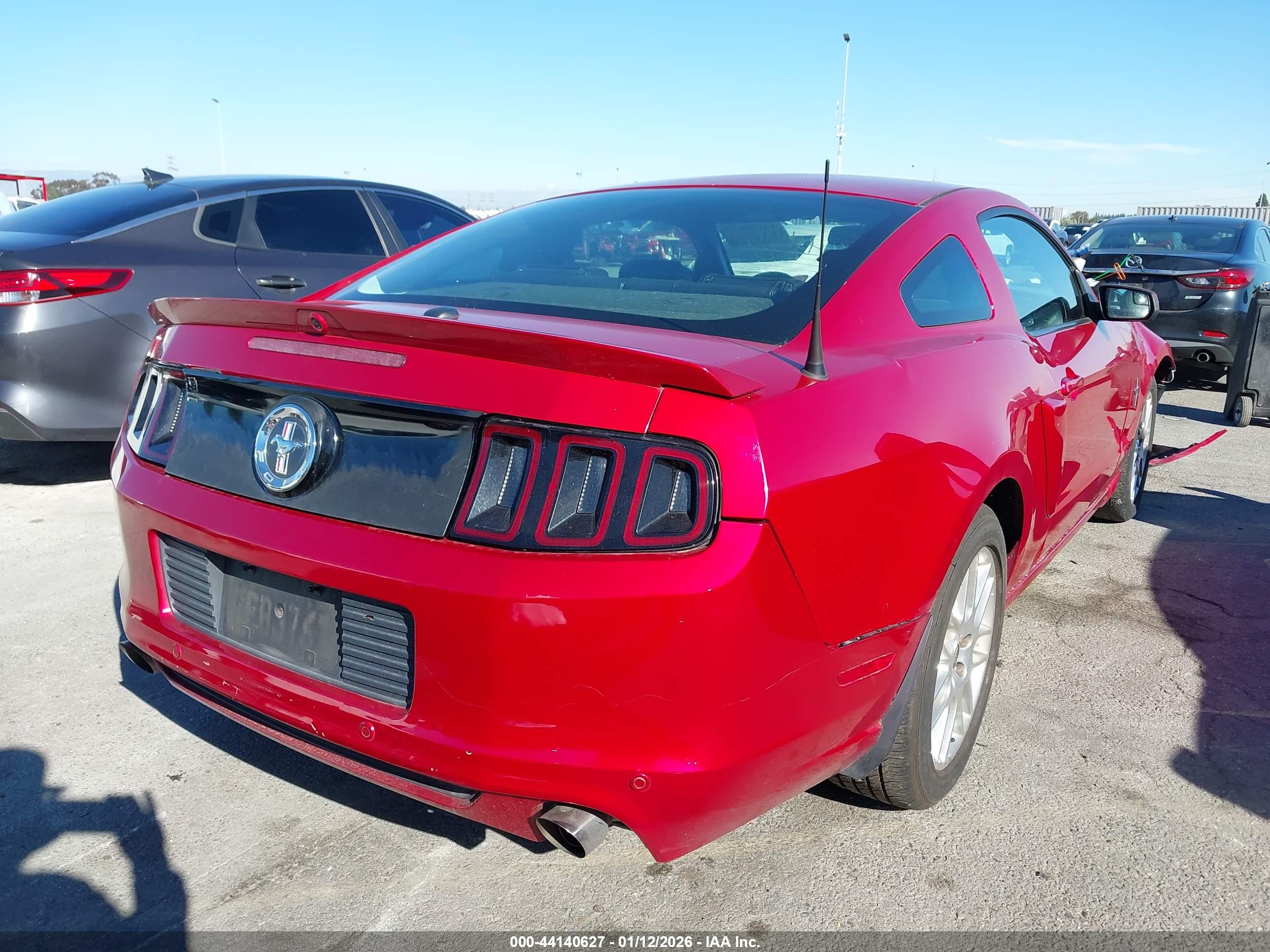 FORD MUSTANG image 4