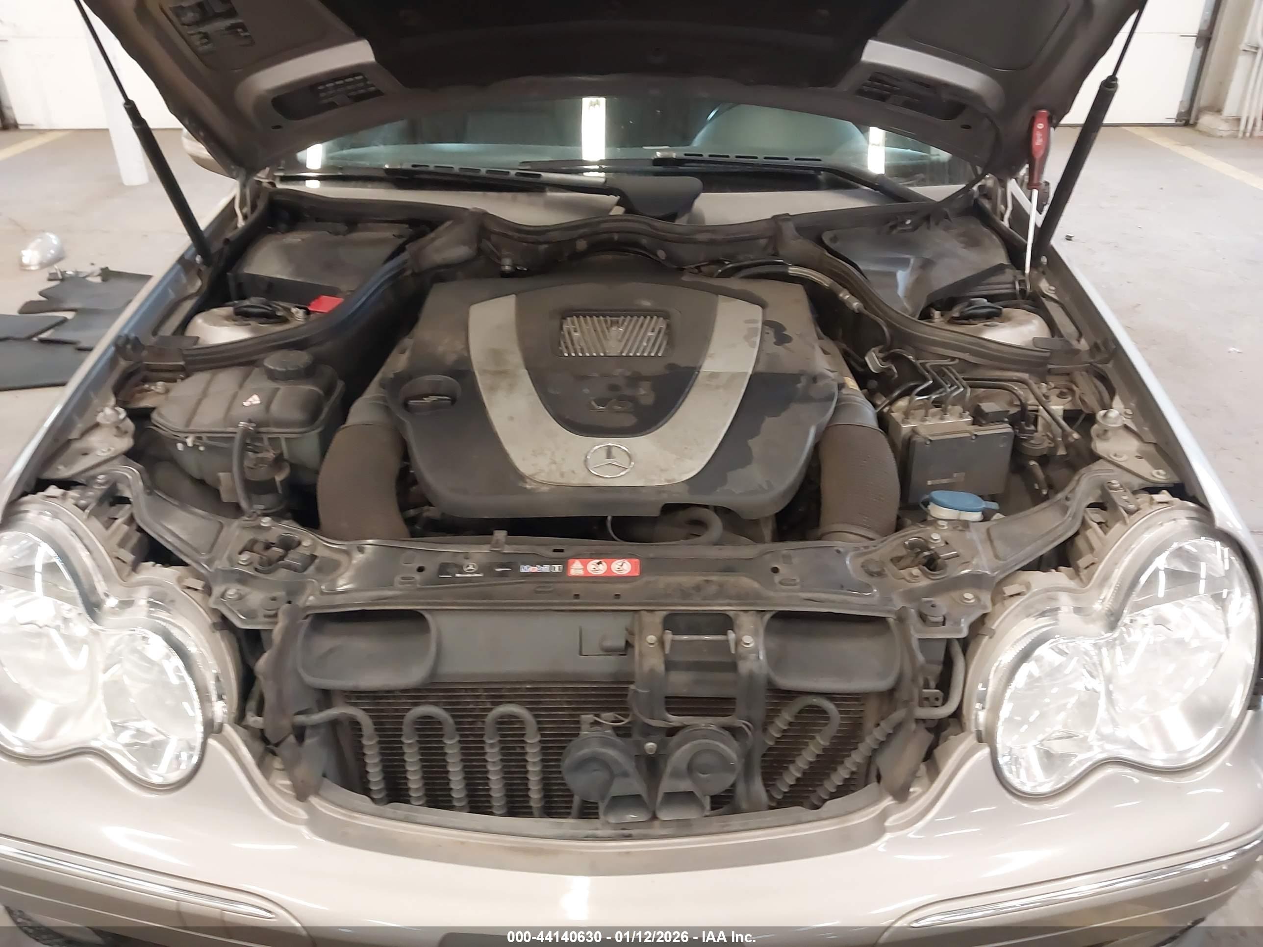 MERCEDES-BENZ C image 10