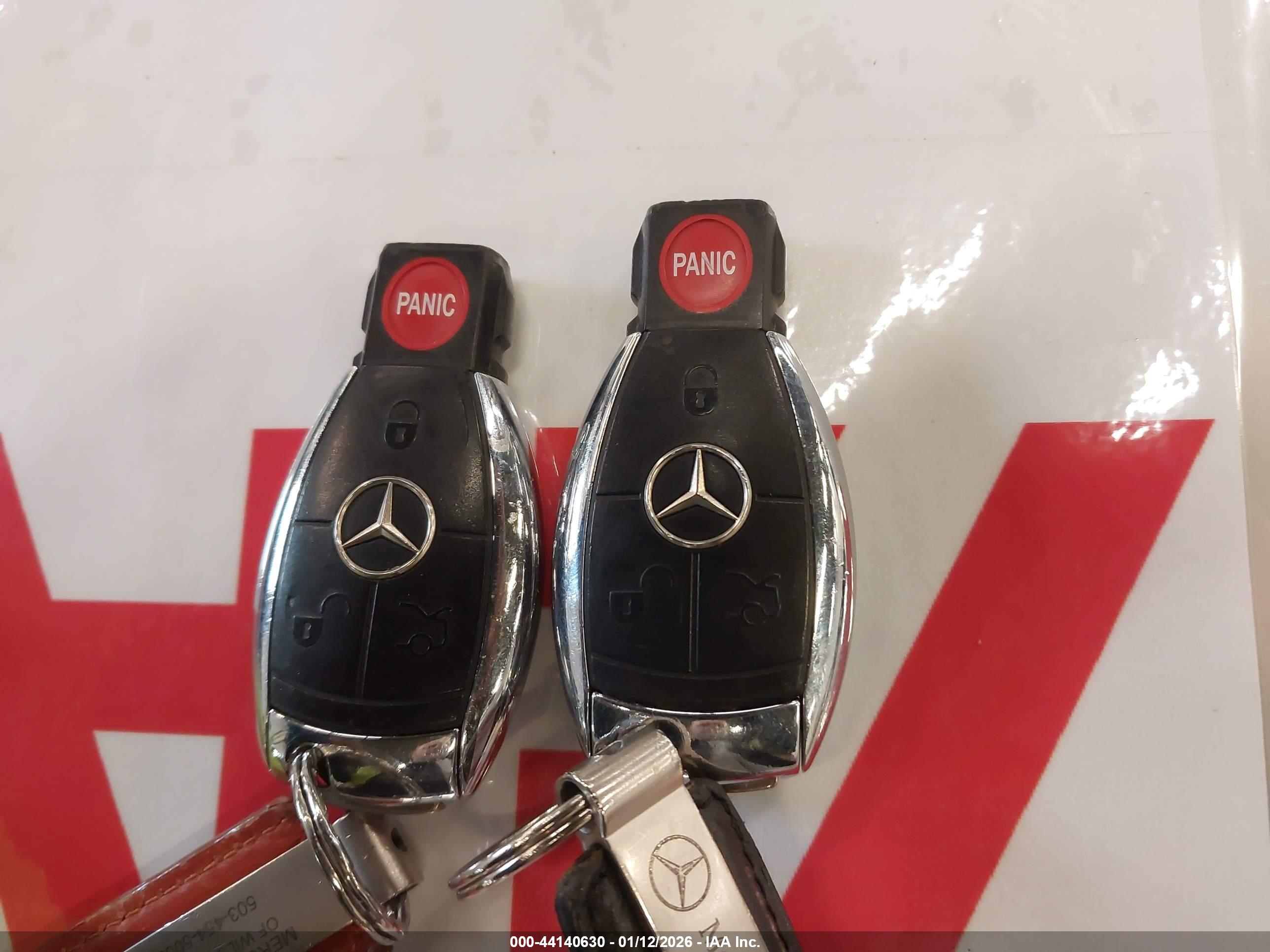 MERCEDES-BENZ C image 11