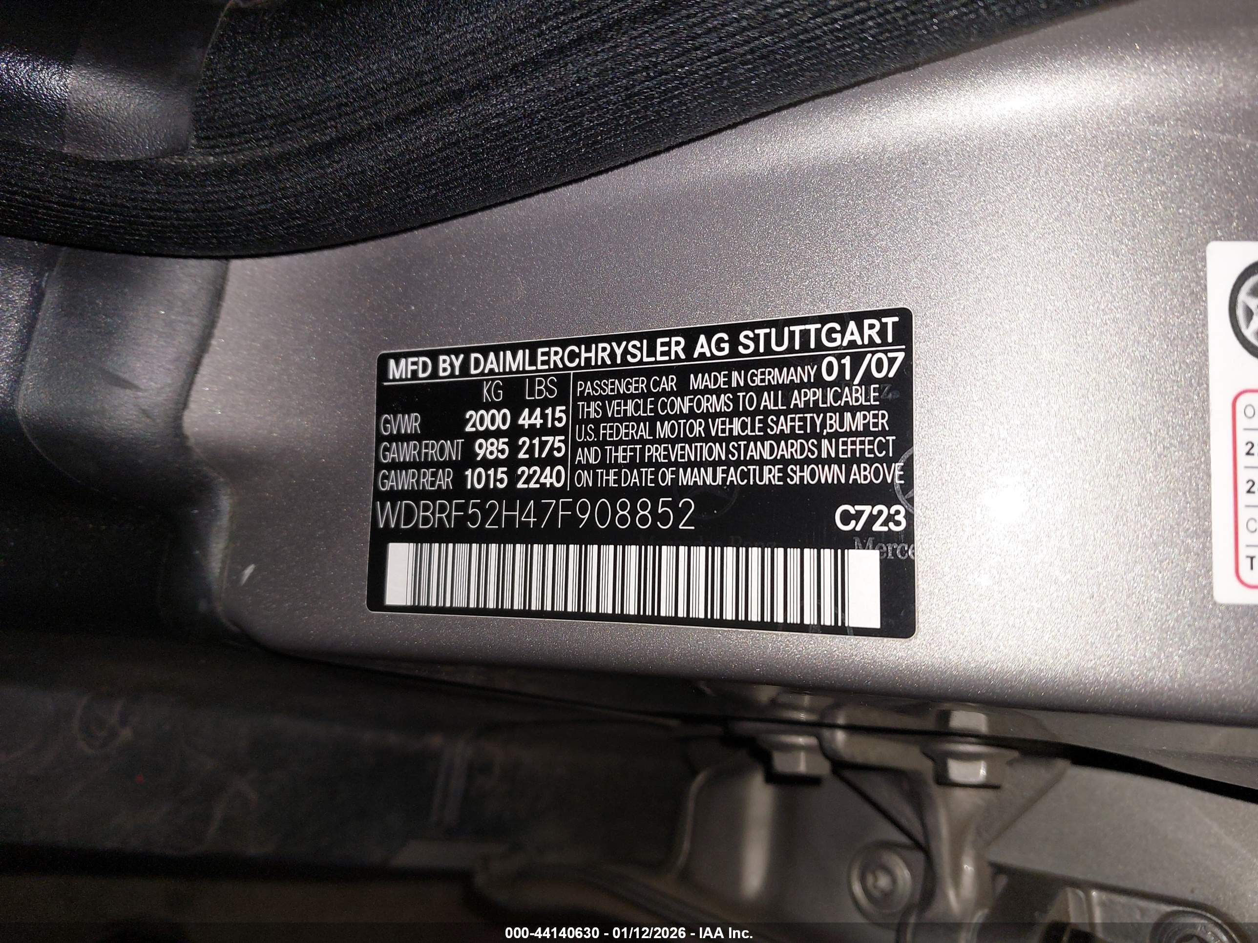 MERCEDES-BENZ C image 9