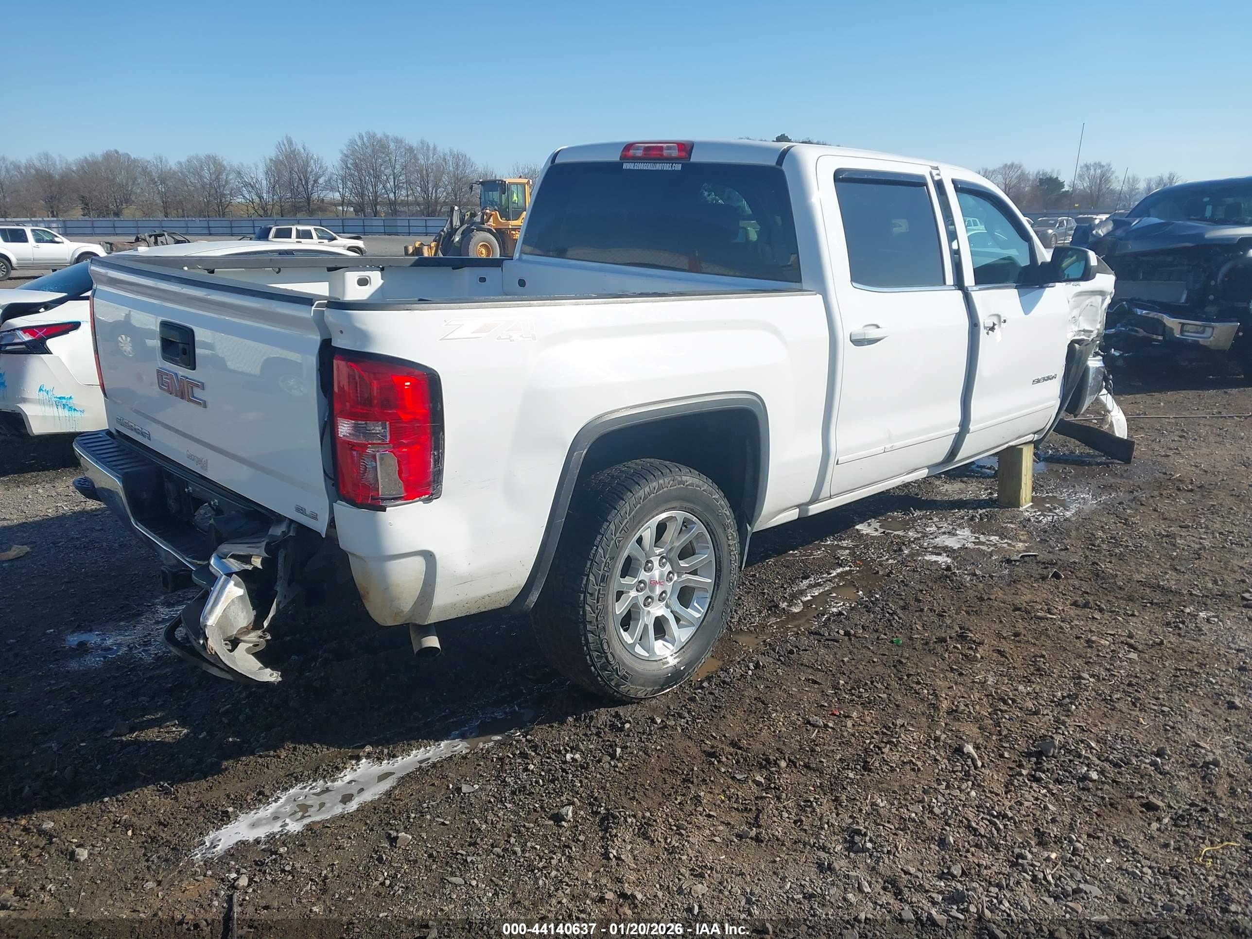 GMC SIERRA image 4