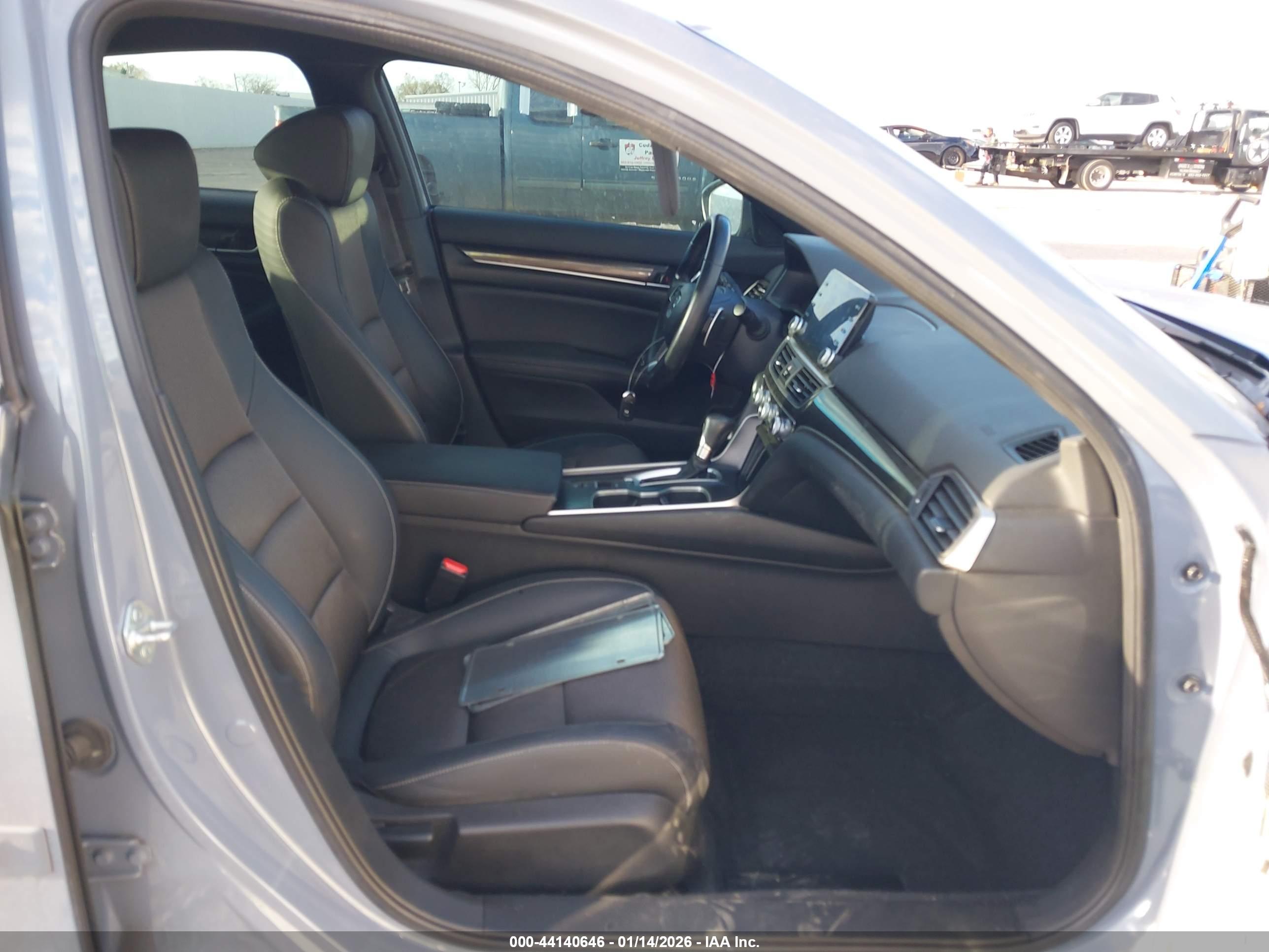HONDA ACCORD image 5
