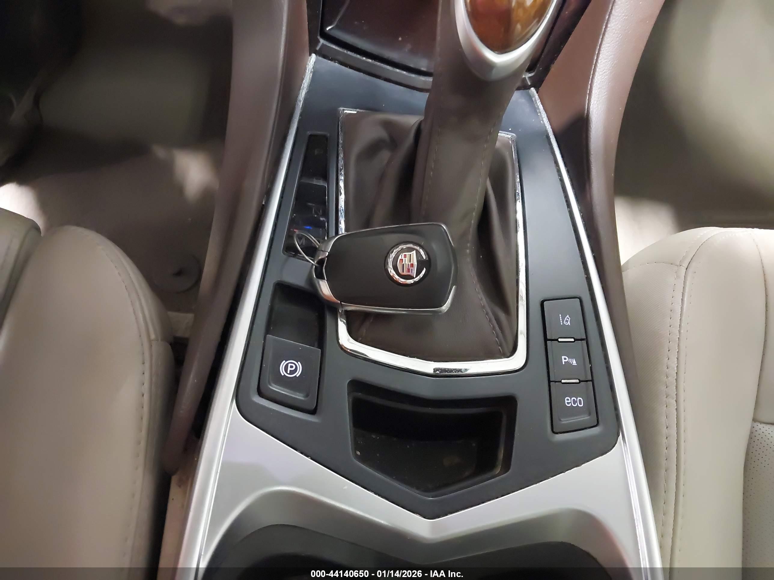 CADILLAC SRX image 11