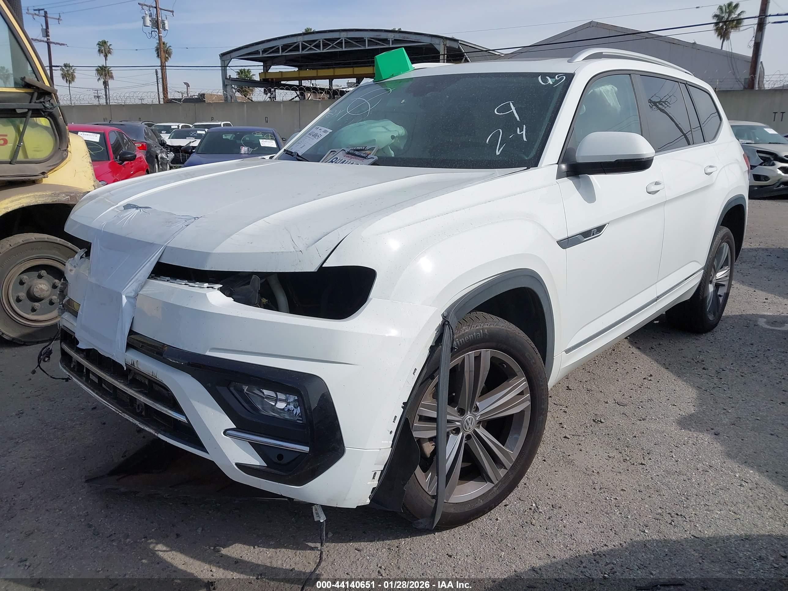 VOLKSWAGEN ATLAS image 2