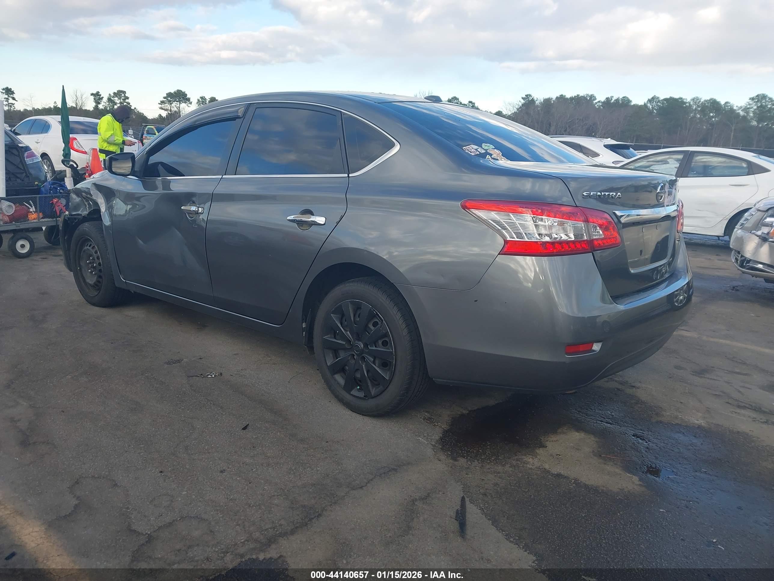 NISSAN SENTRA image 3