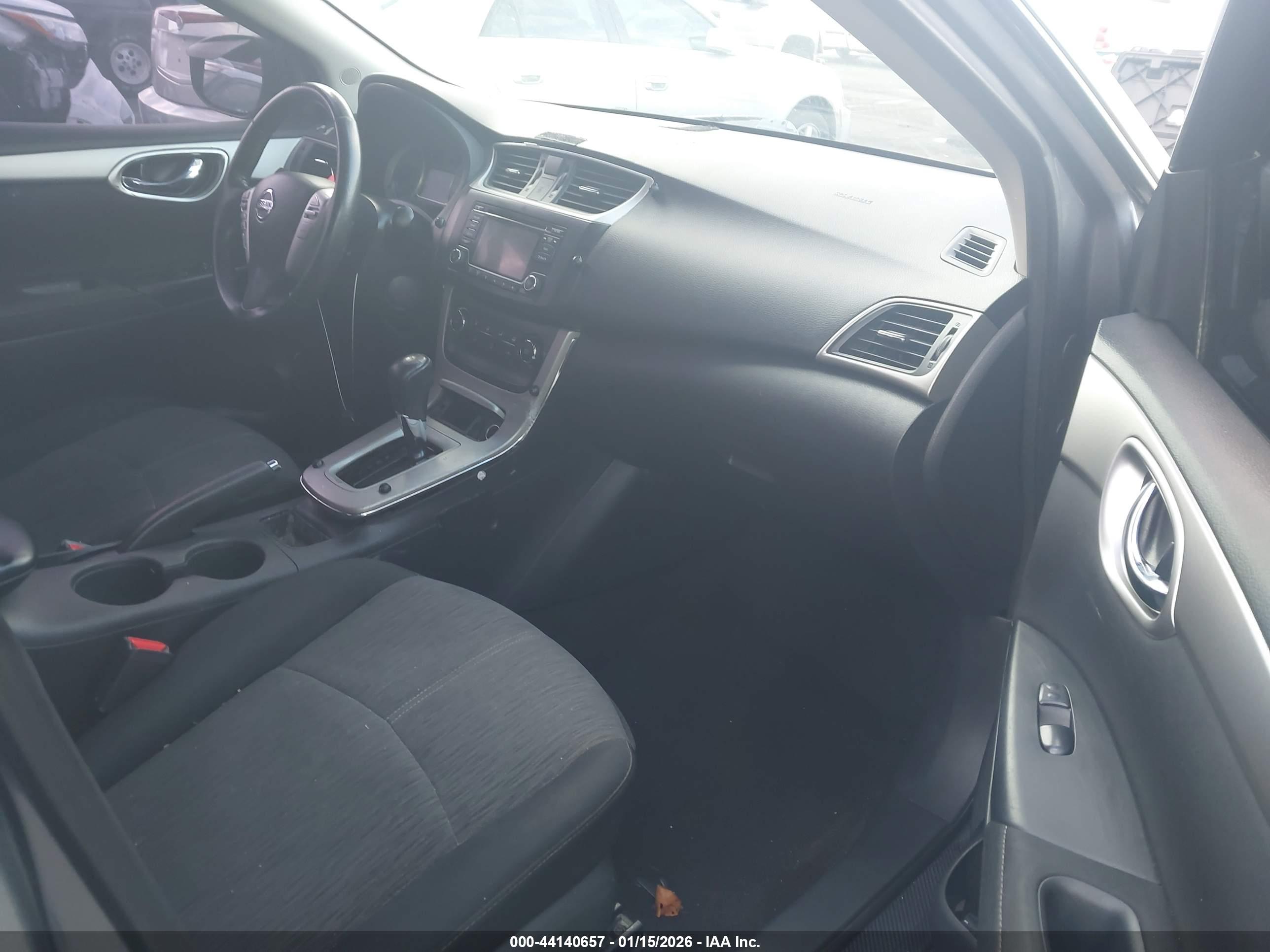 NISSAN SENTRA image 5