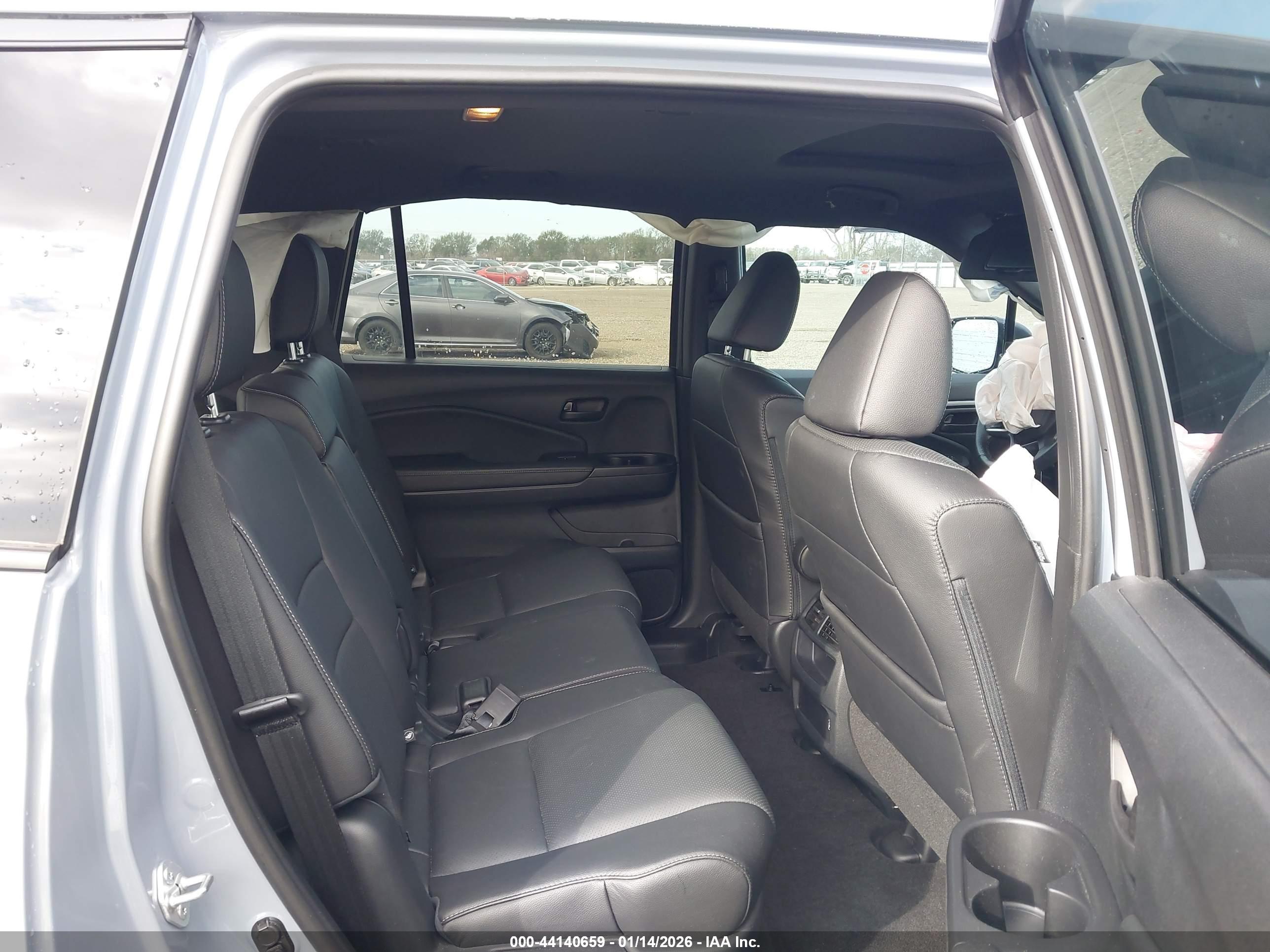 HONDA PASSPORT image 8