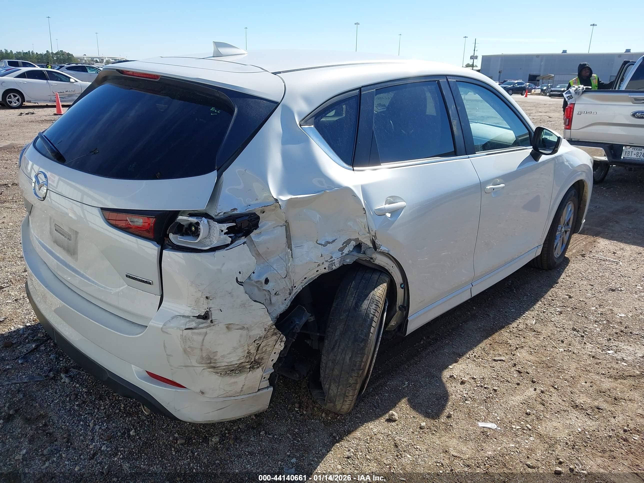 MAZDA CX-5 image 4