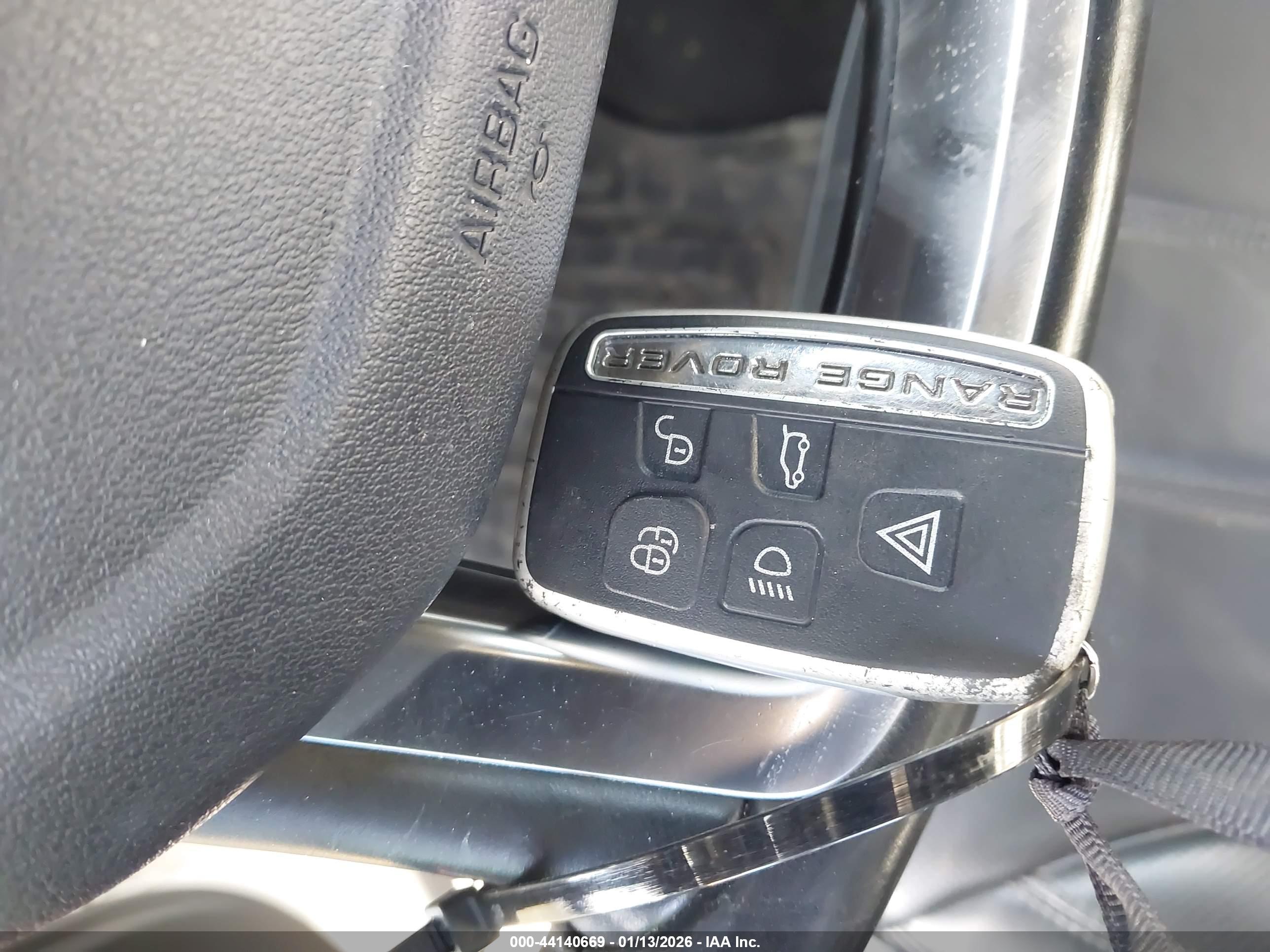 LAND ROVER image 11