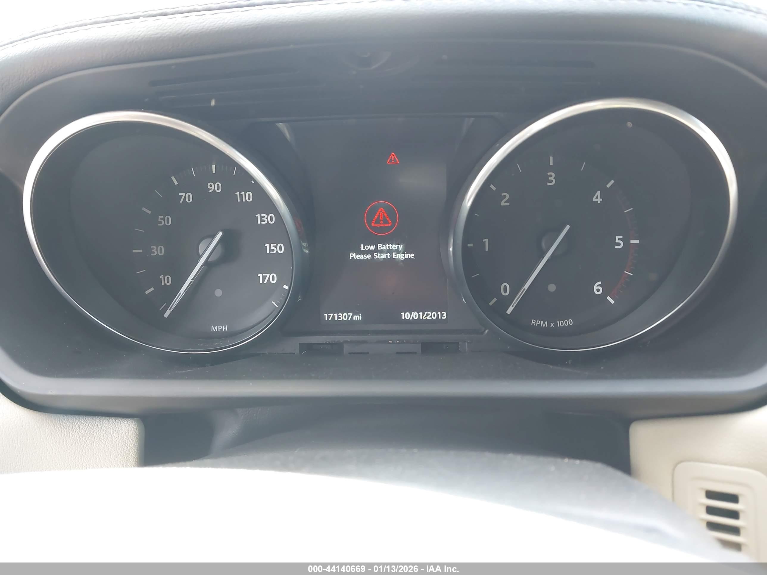 LAND ROVER image 7