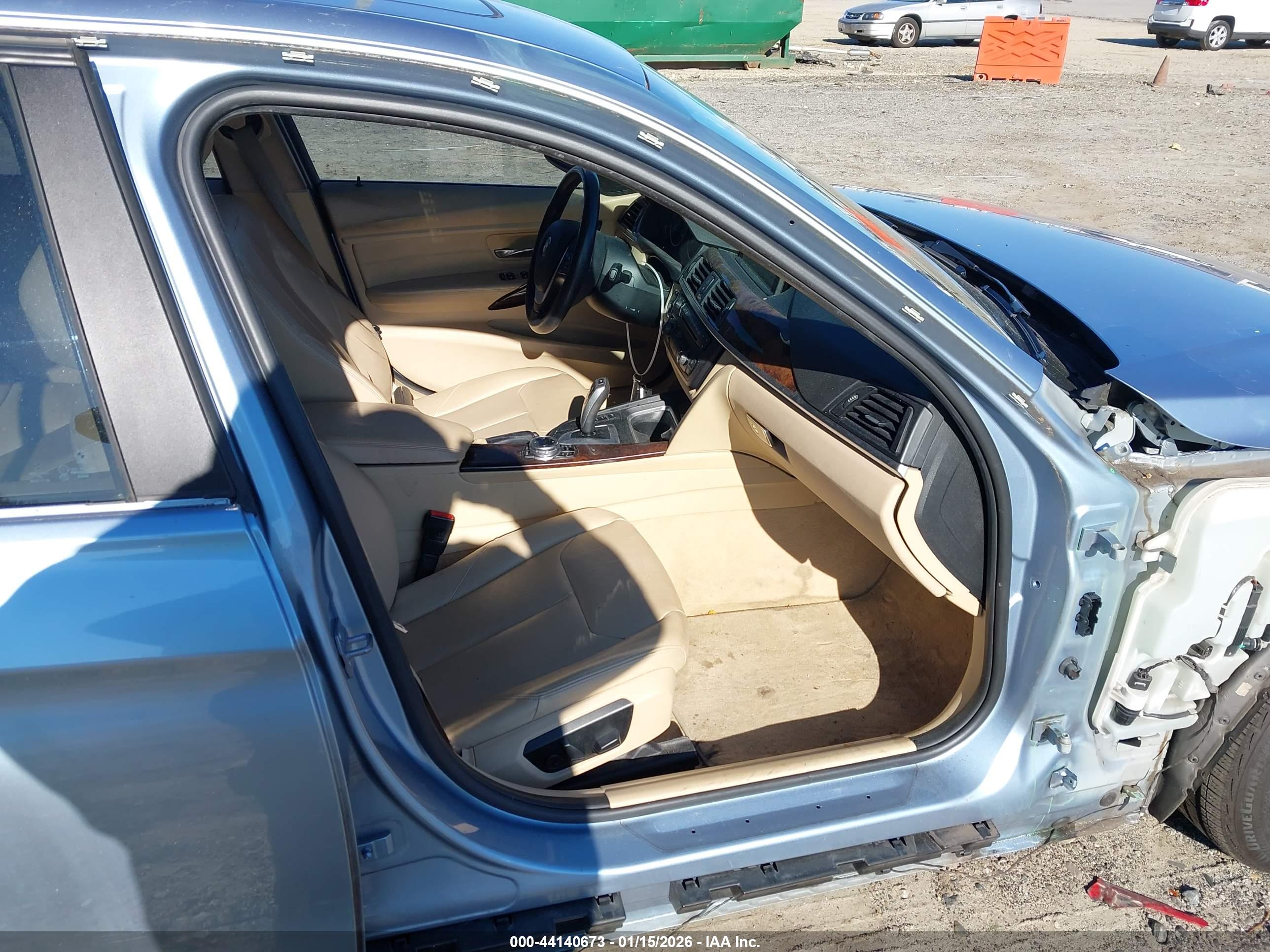 BMW 328I image 5