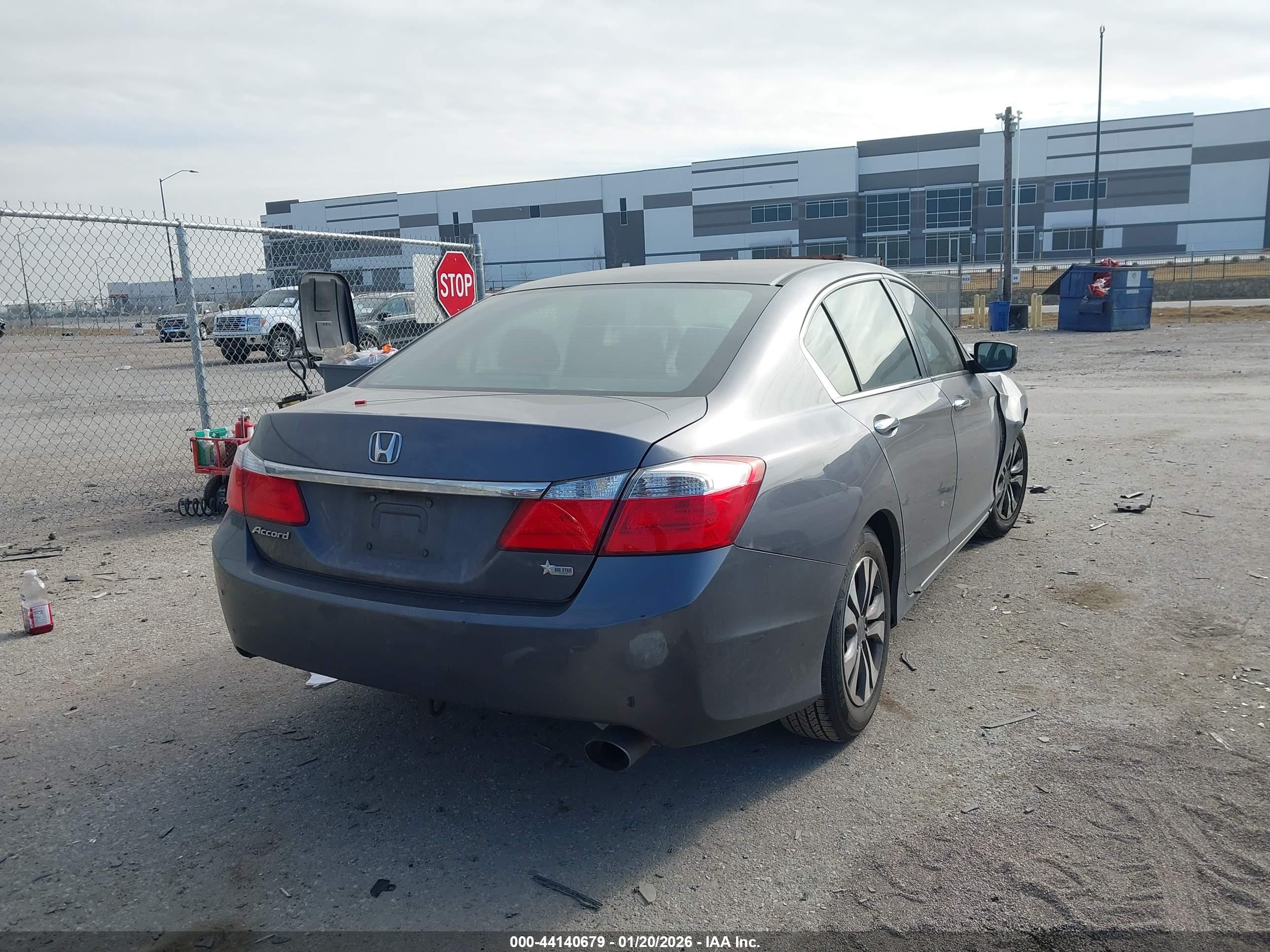 HONDA ACCORD image 4
