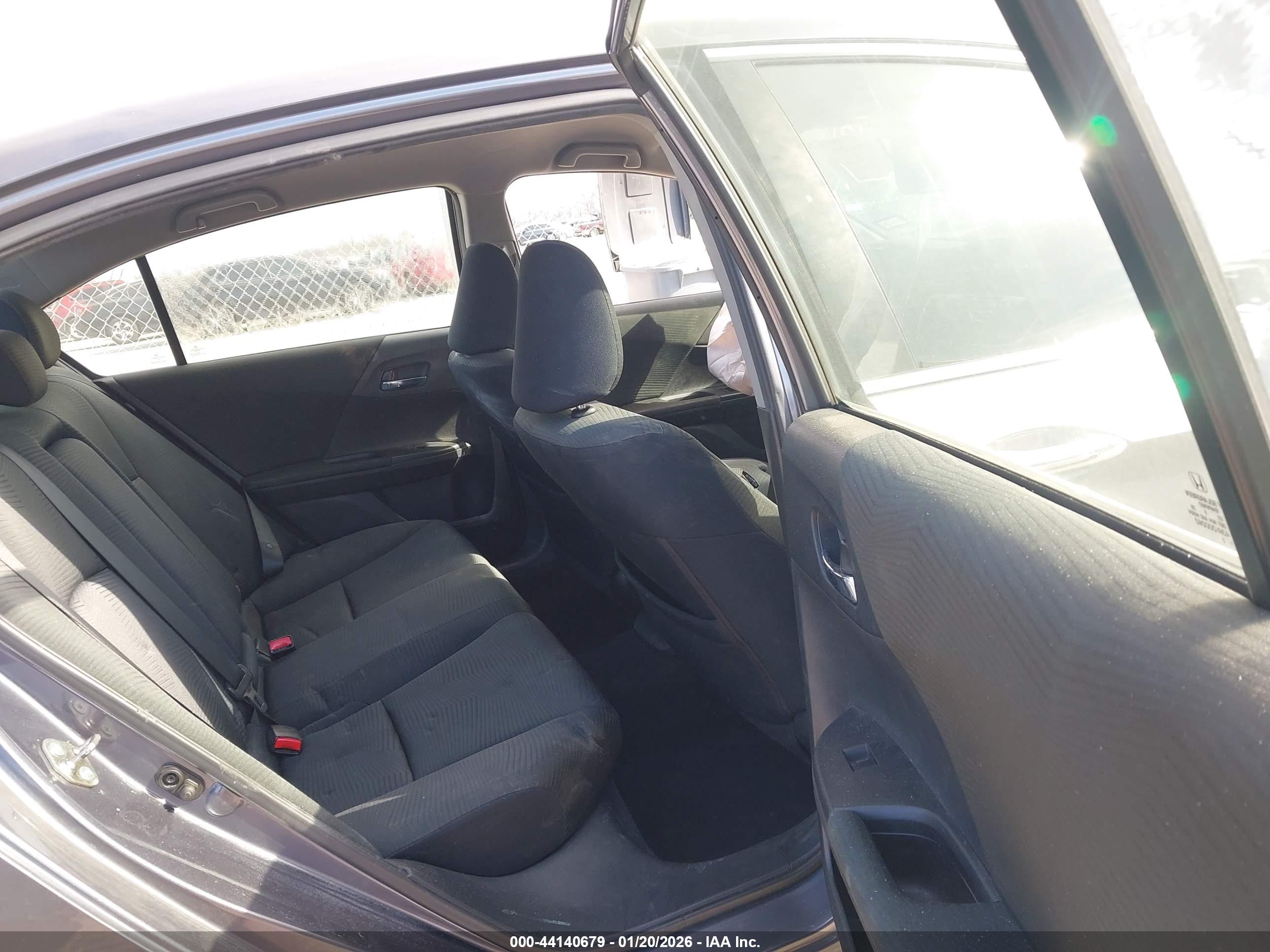 HONDA ACCORD image 8