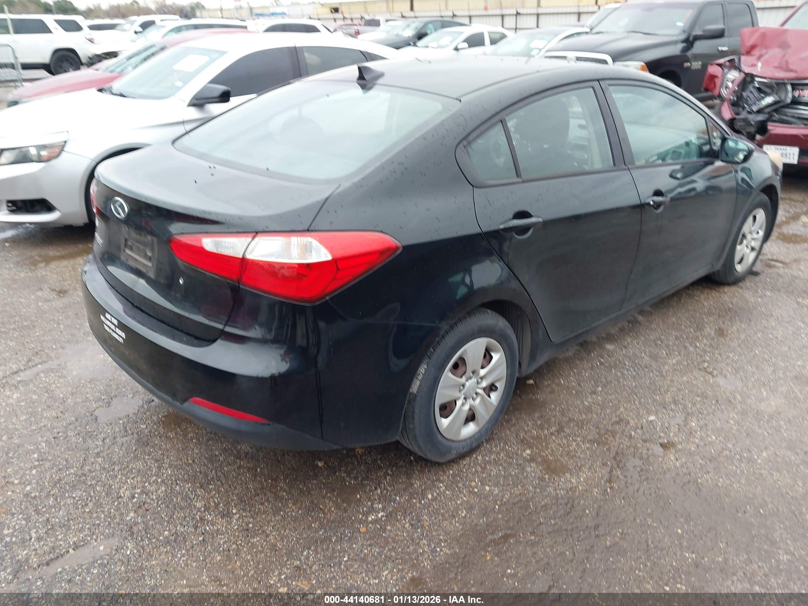 KIA FORTE image 4