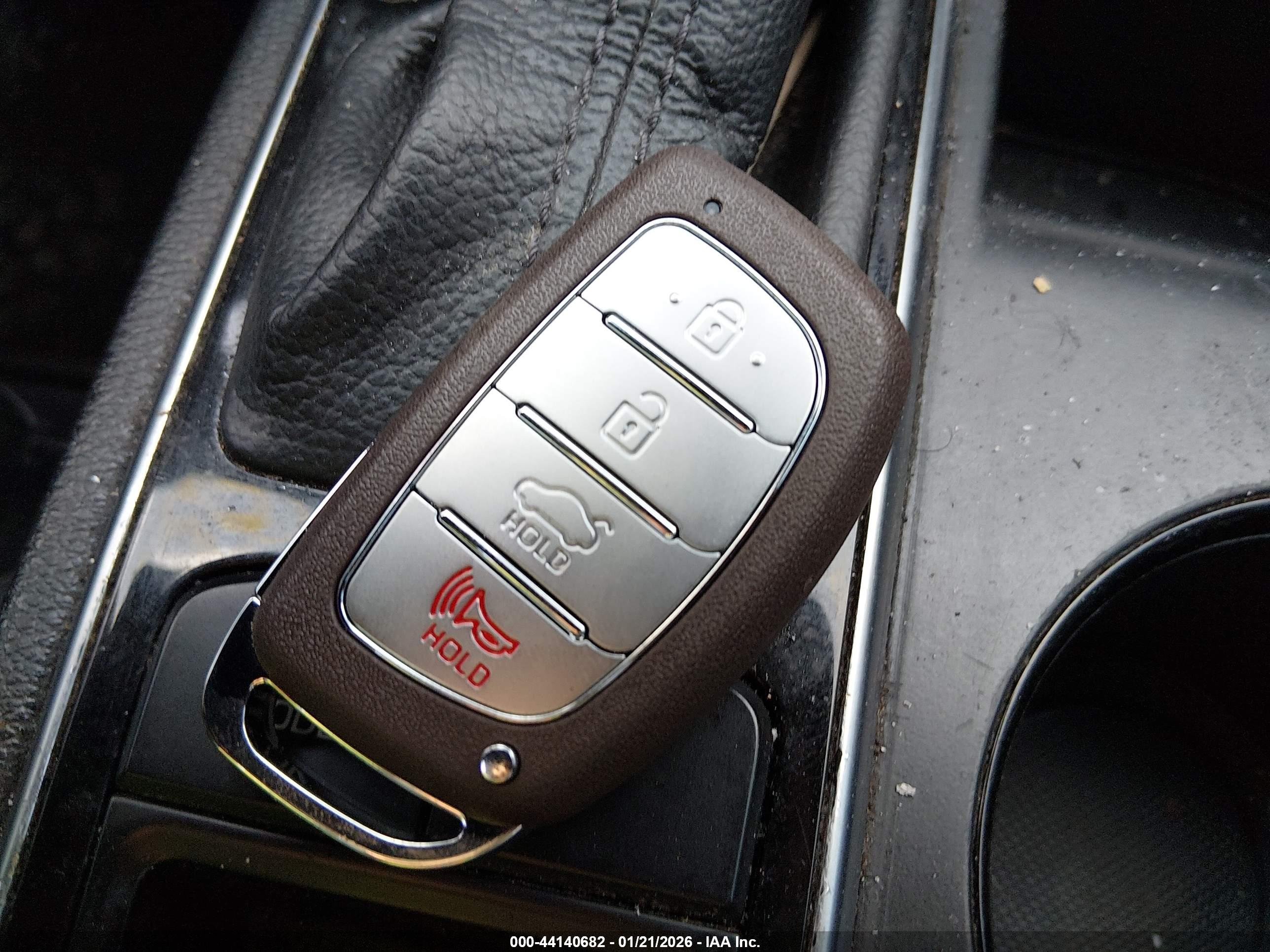 HYUNDAI SONATA image 11