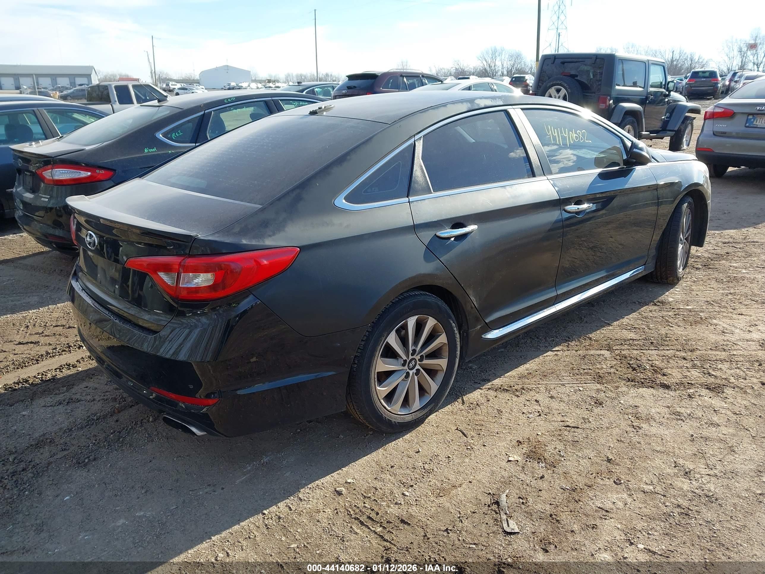 HYUNDAI SONATA image 4