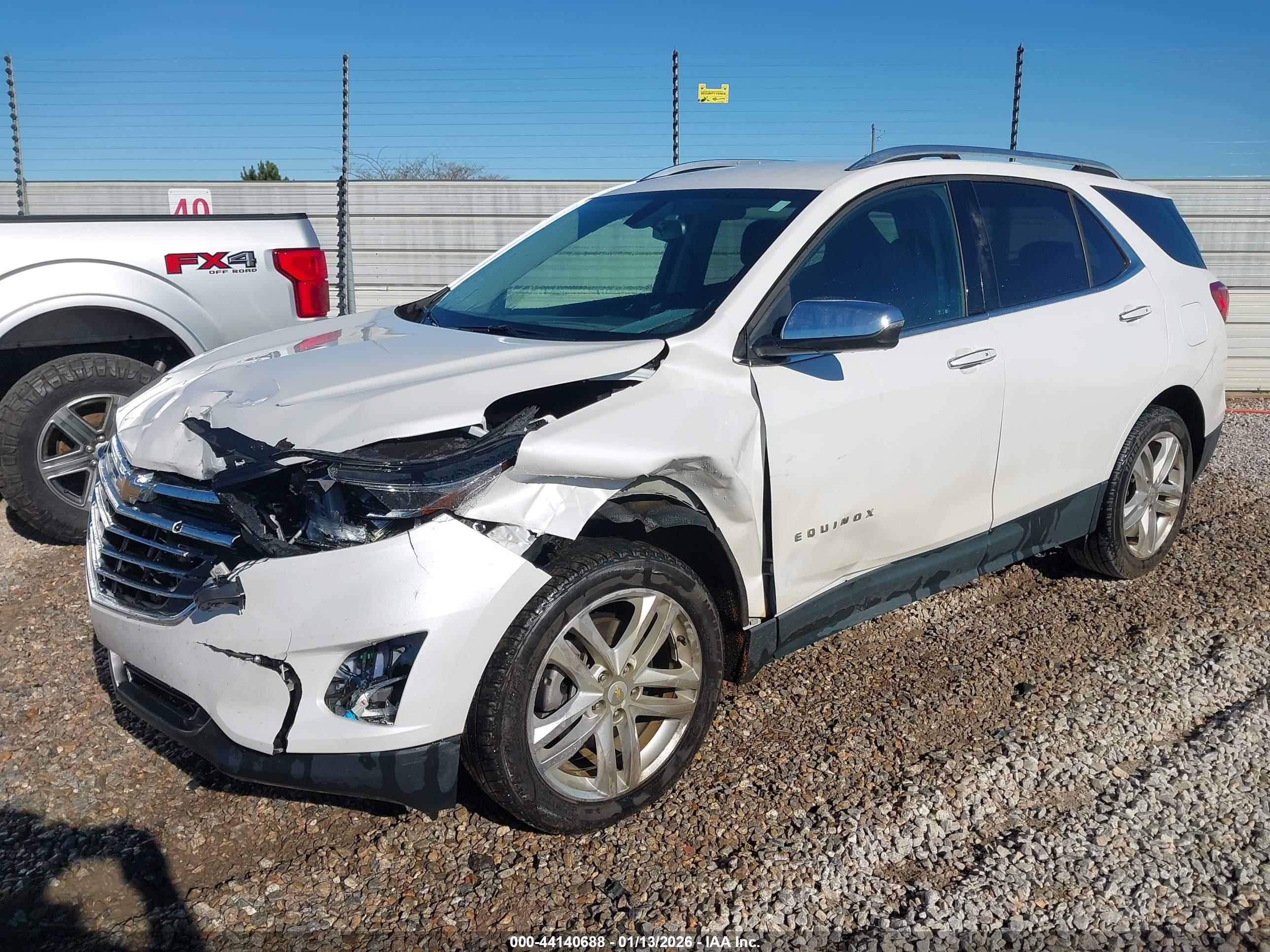CHEVROLET EQUINOX image 2