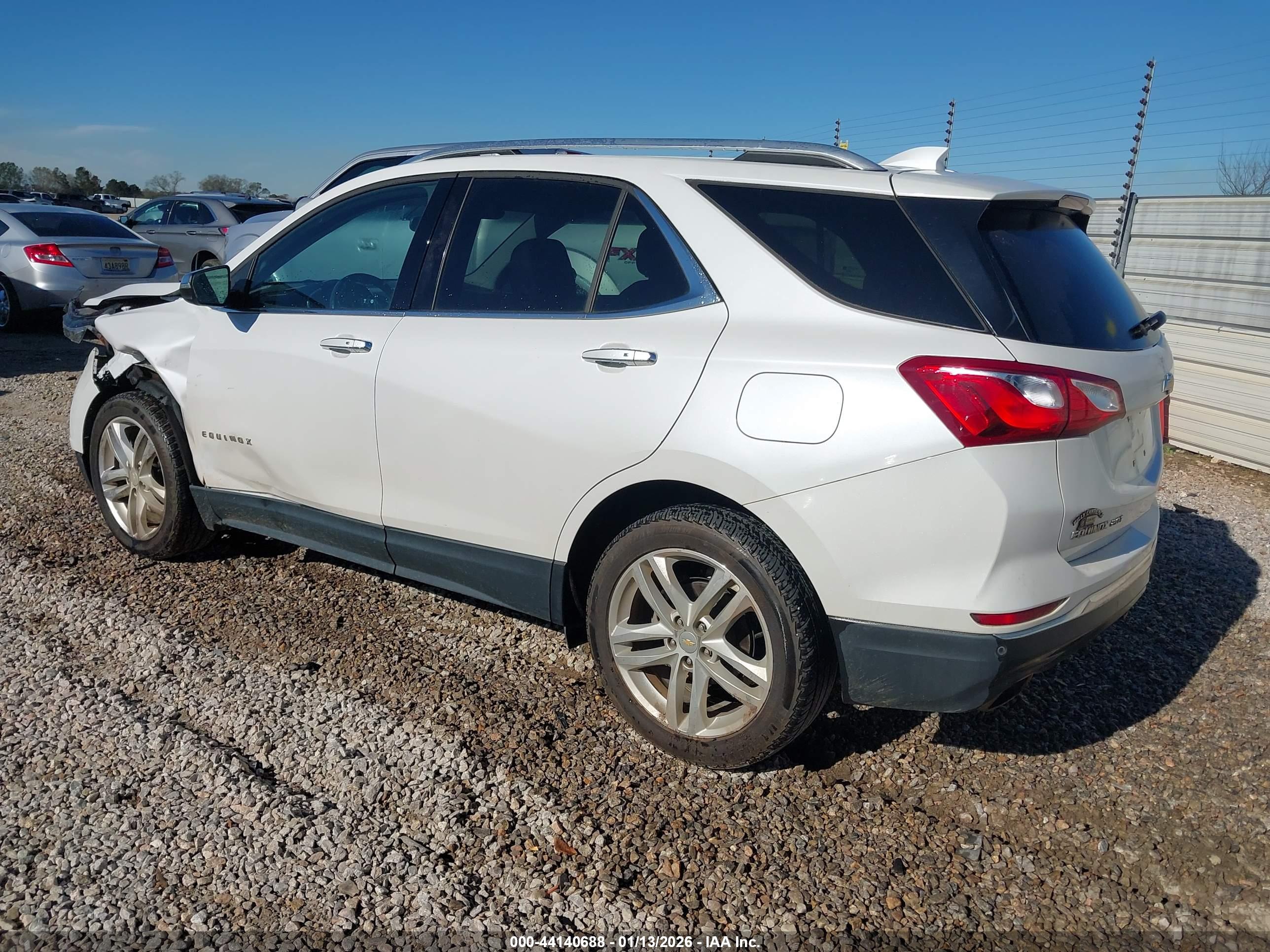 CHEVROLET EQUINOX image 3