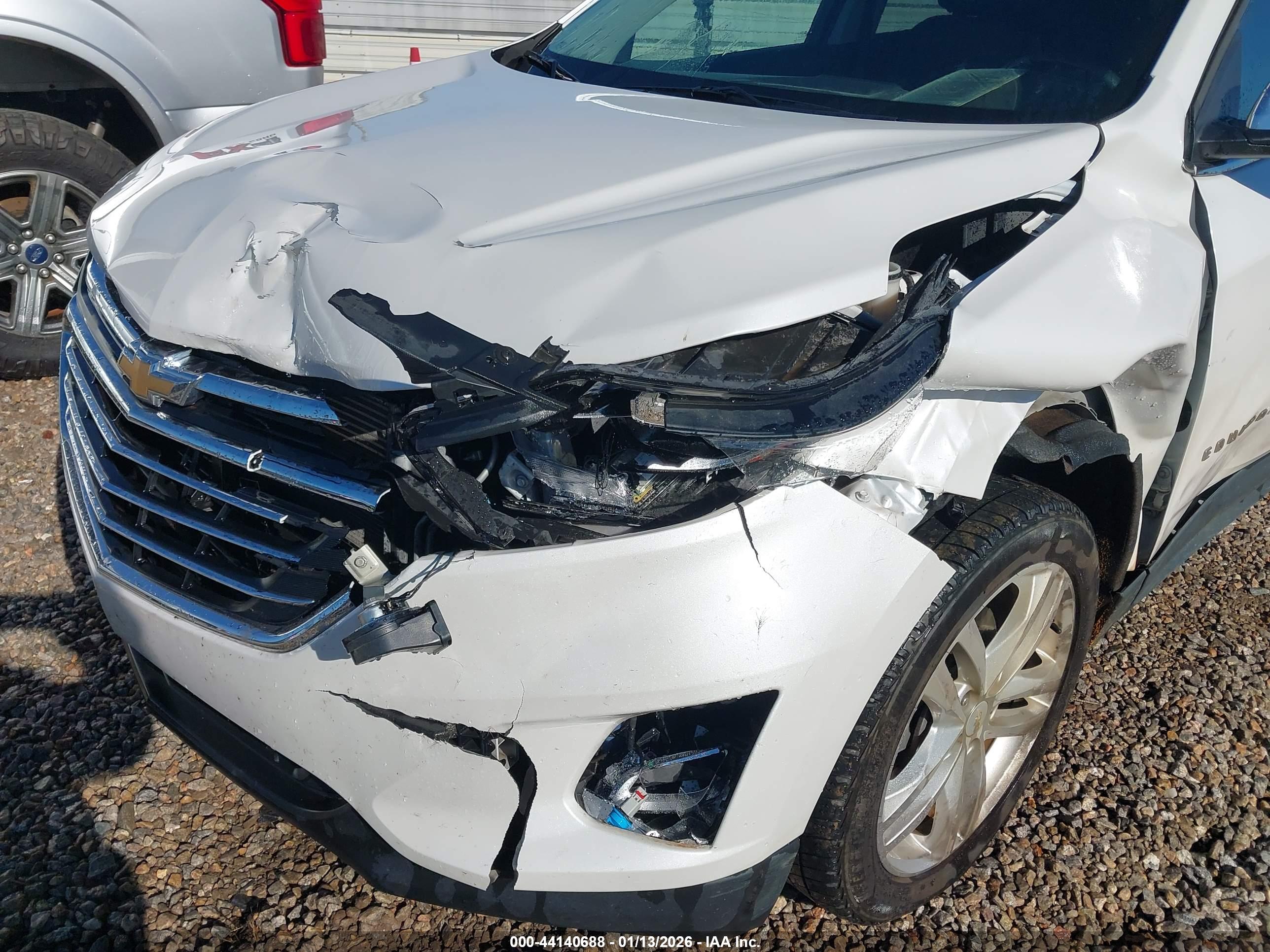 CHEVROLET EQUINOX image 6