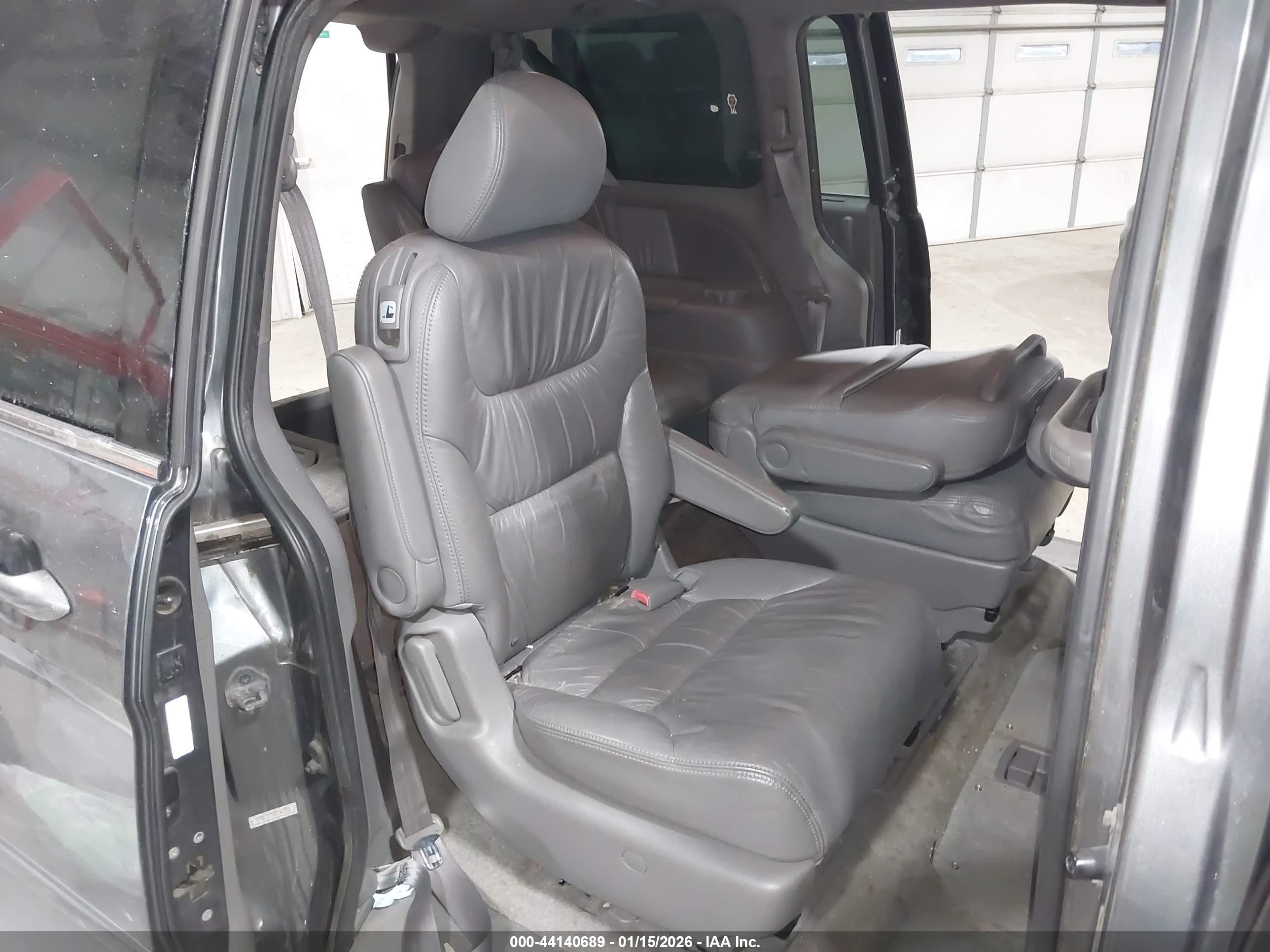 HONDA ODYSSEY image 8