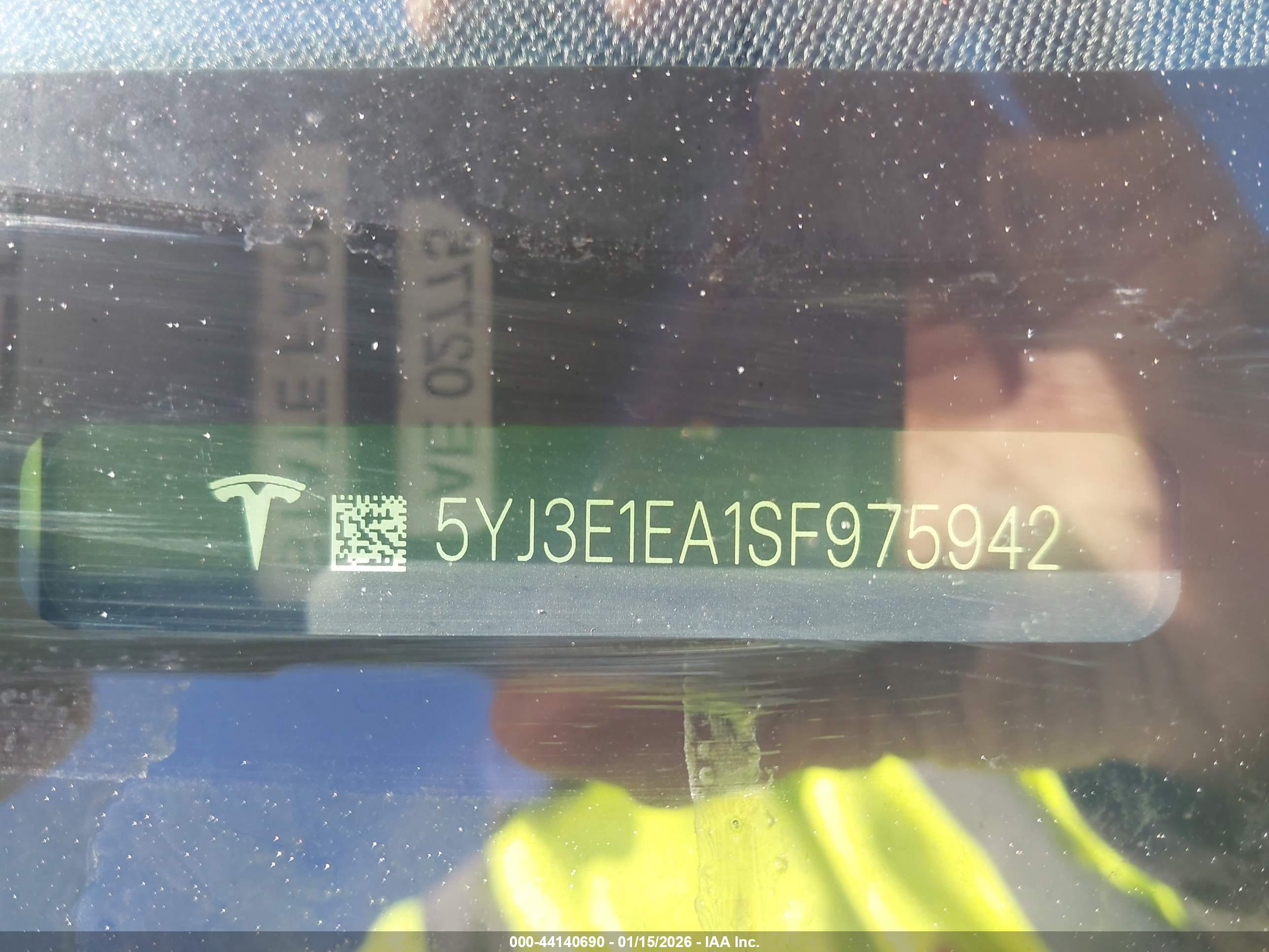 TESLA MODEL image 9