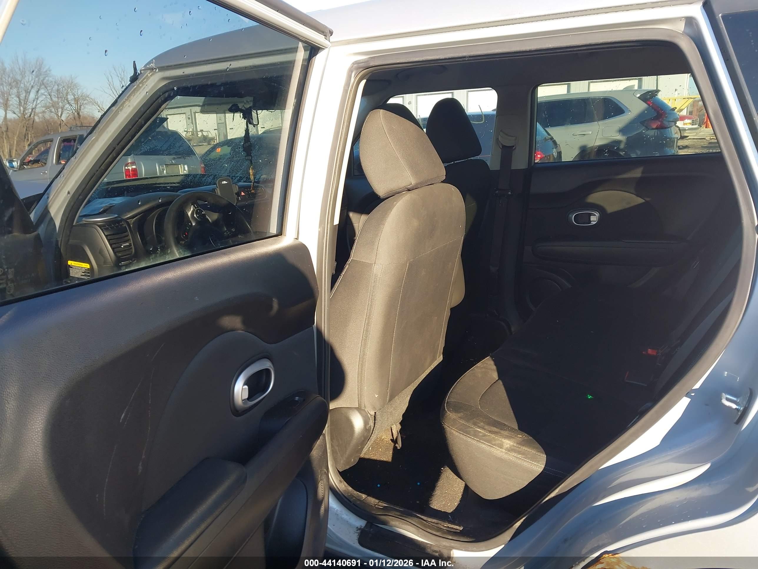KIA SOUL image 8