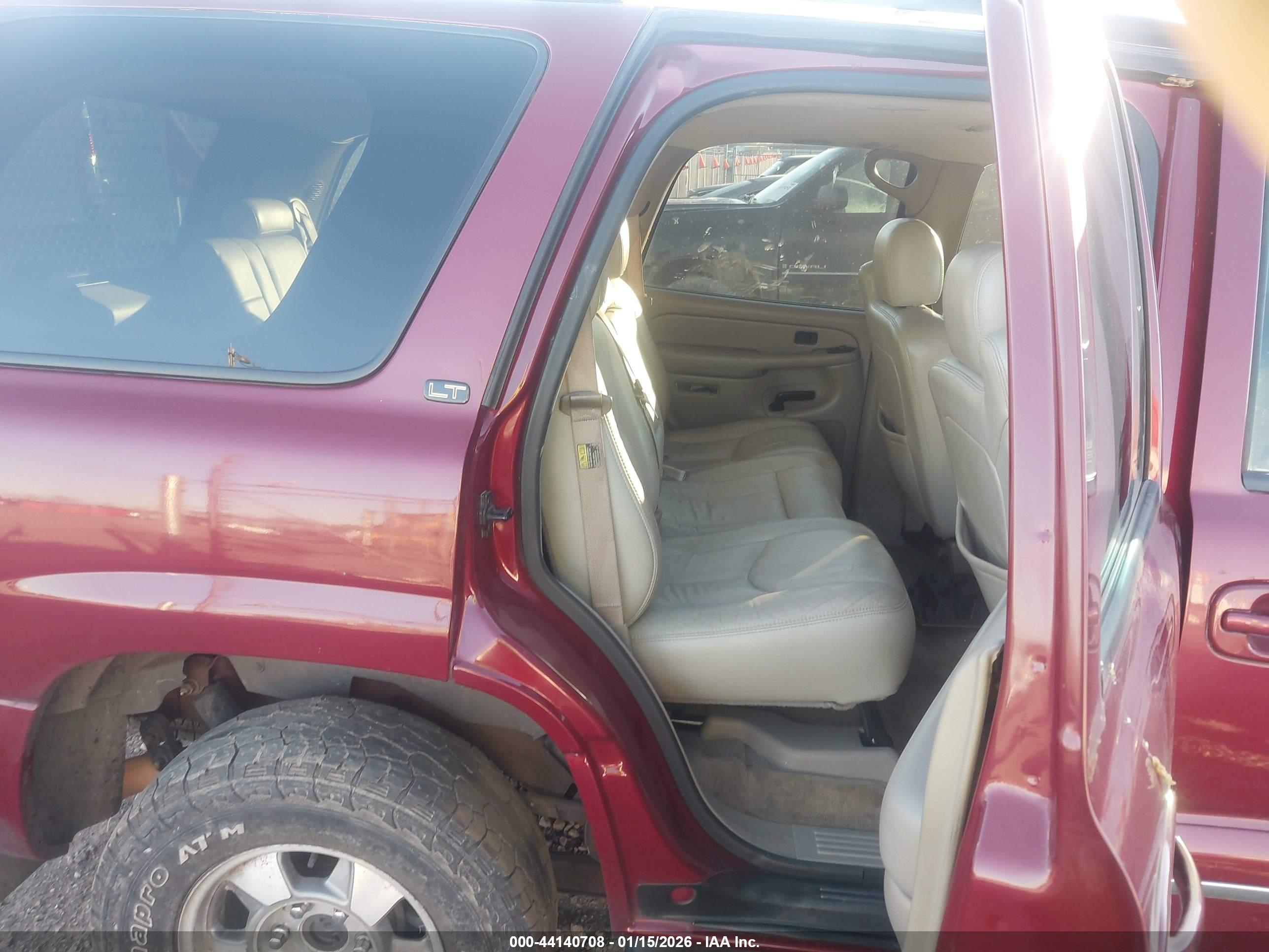 CHEVROLET TAHOE image 8
