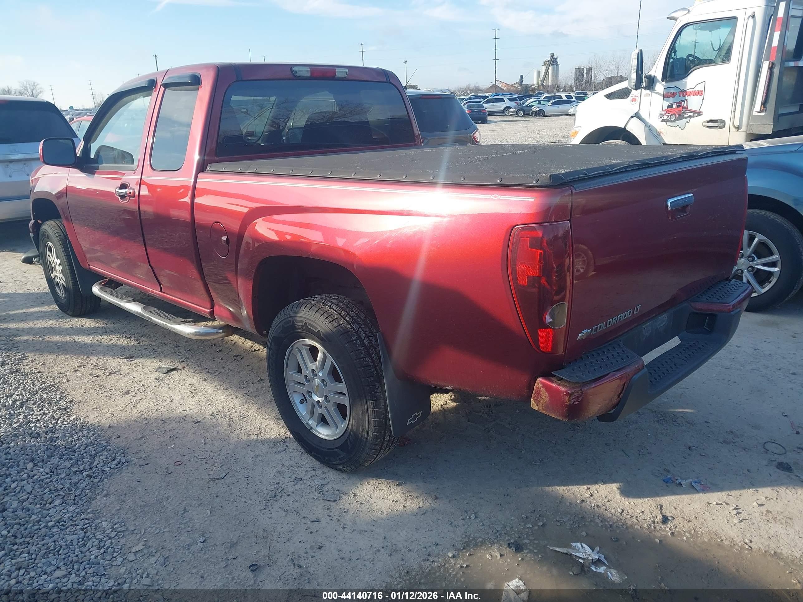 CHEVROLET COLORADO image 3
