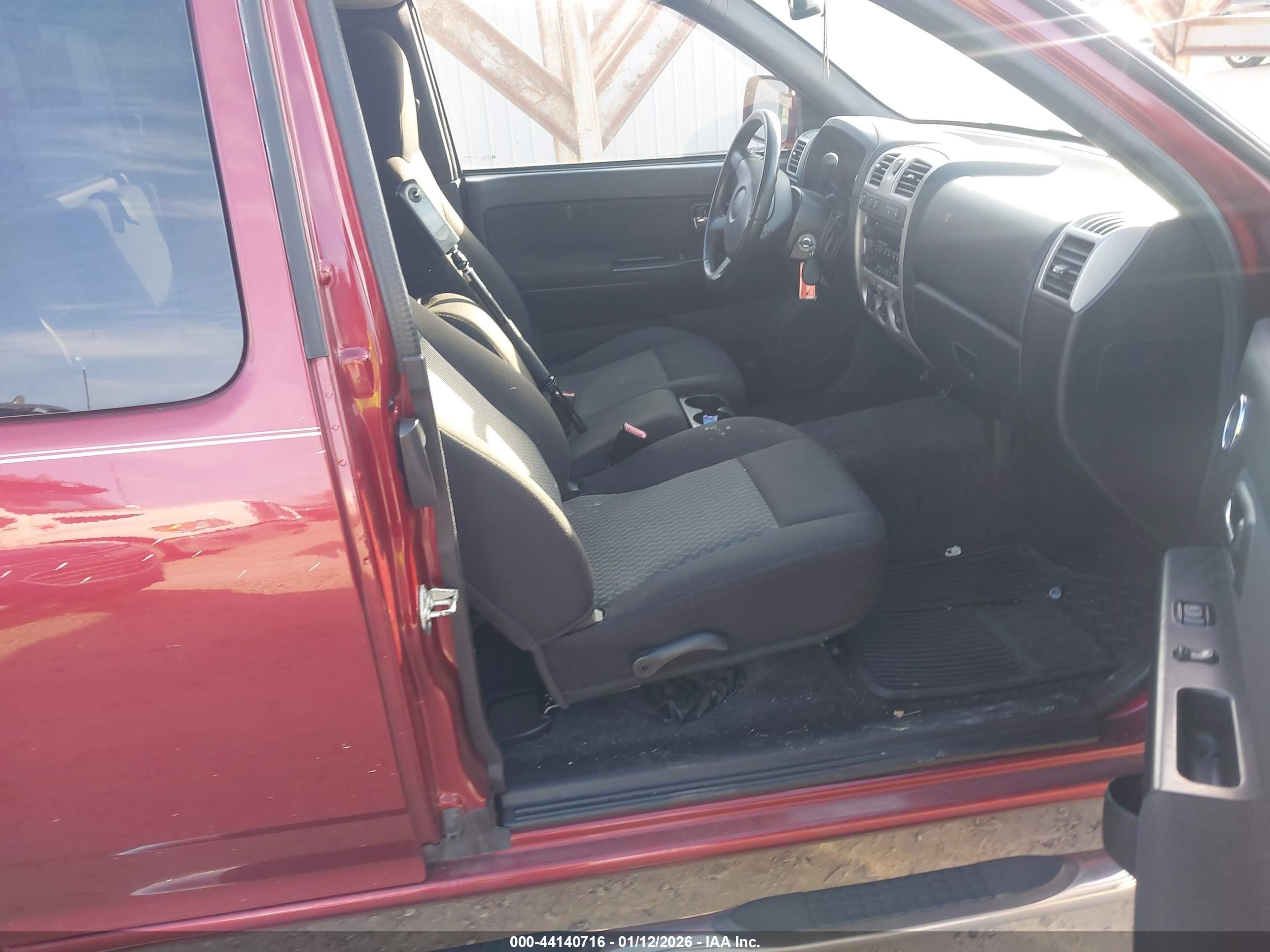 CHEVROLET COLORADO image 5