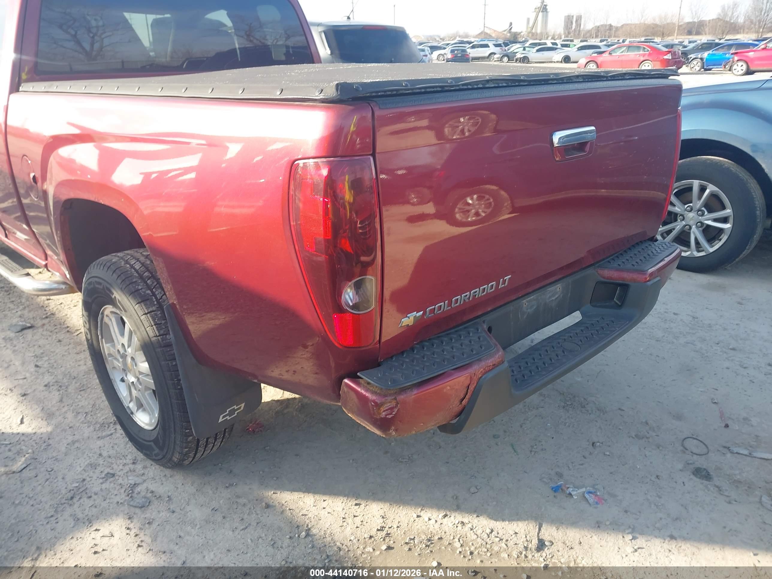 CHEVROLET COLORADO image 6