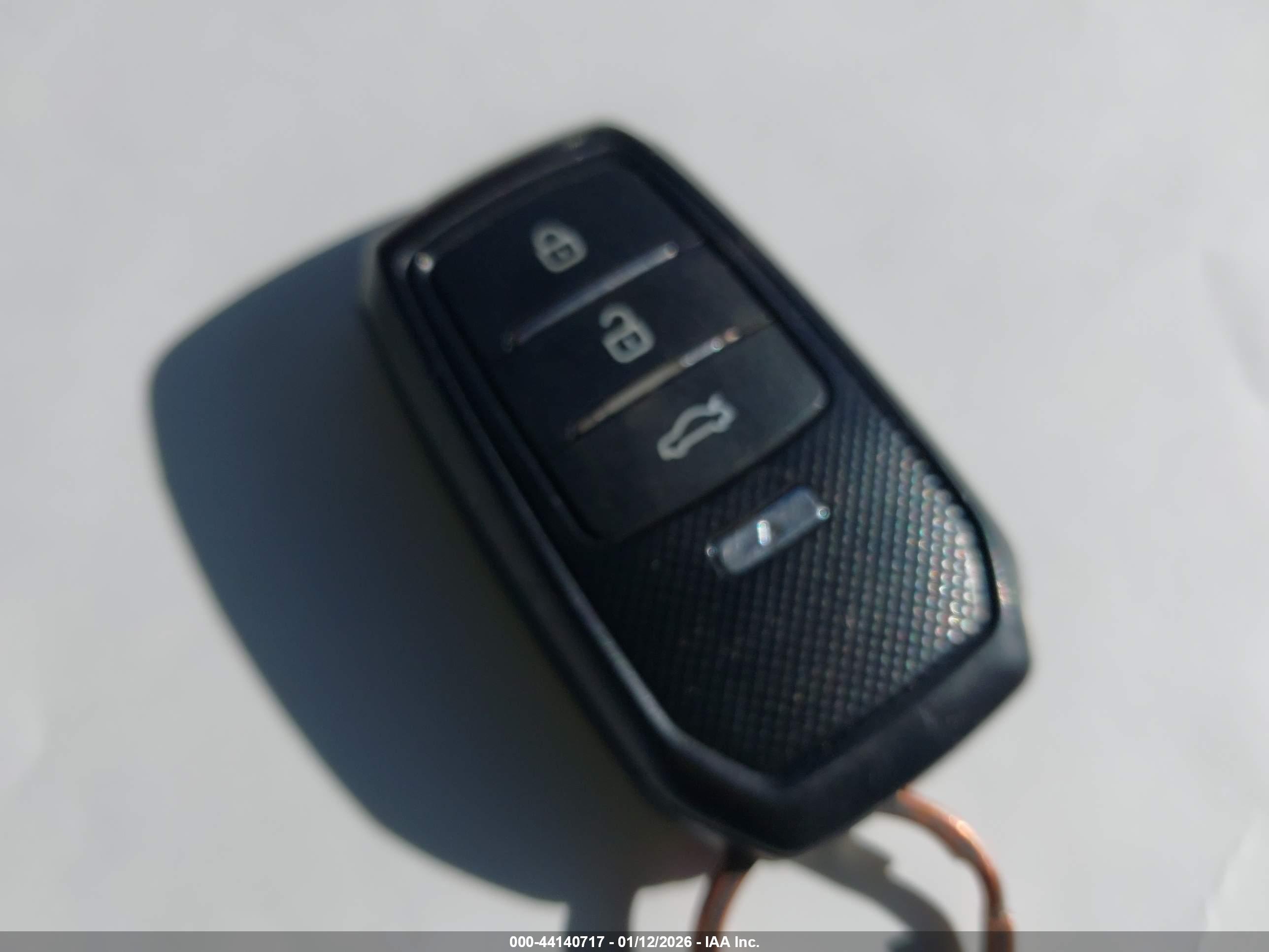 LEXUS ES image 11