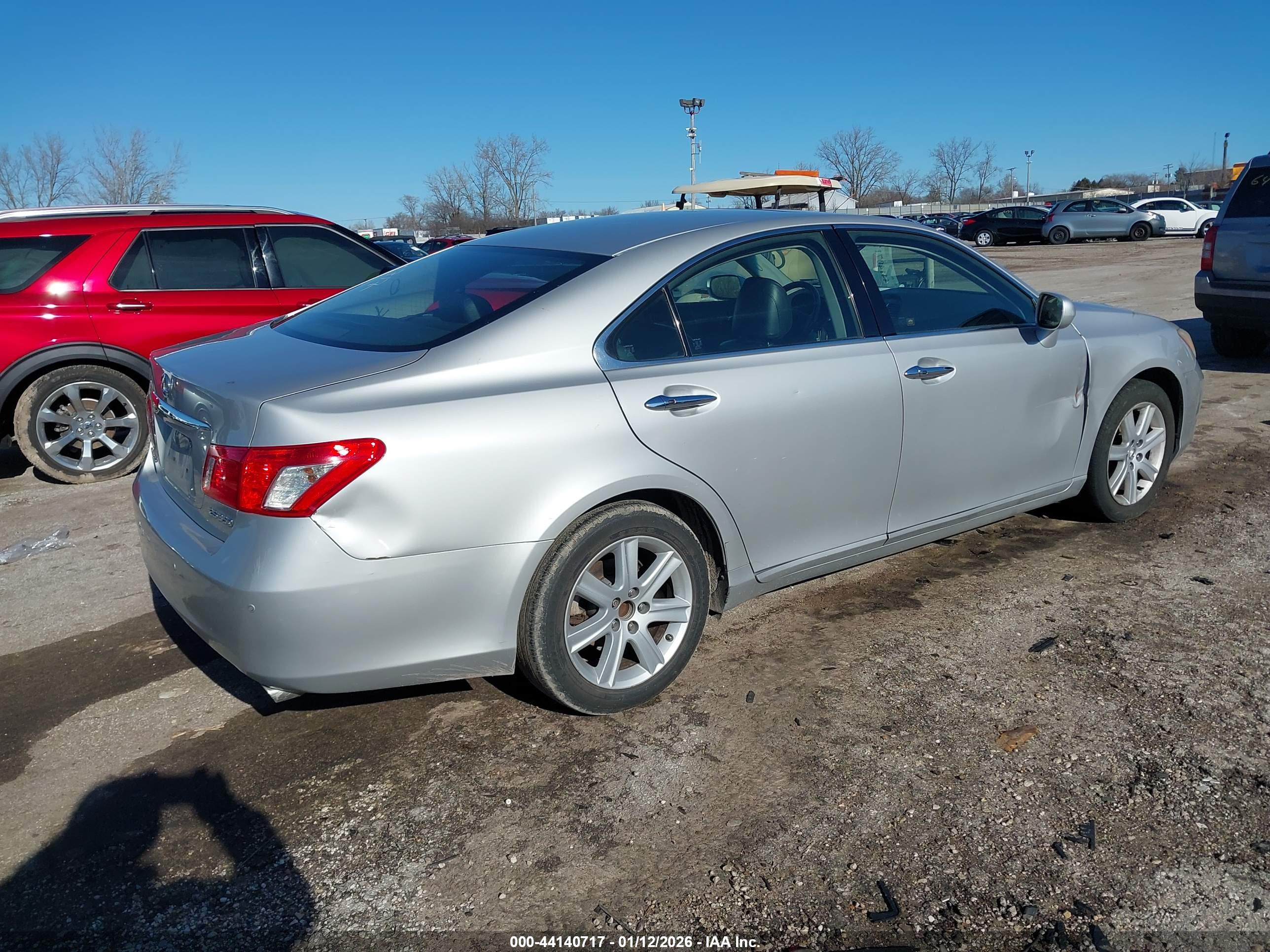 LEXUS ES image 4