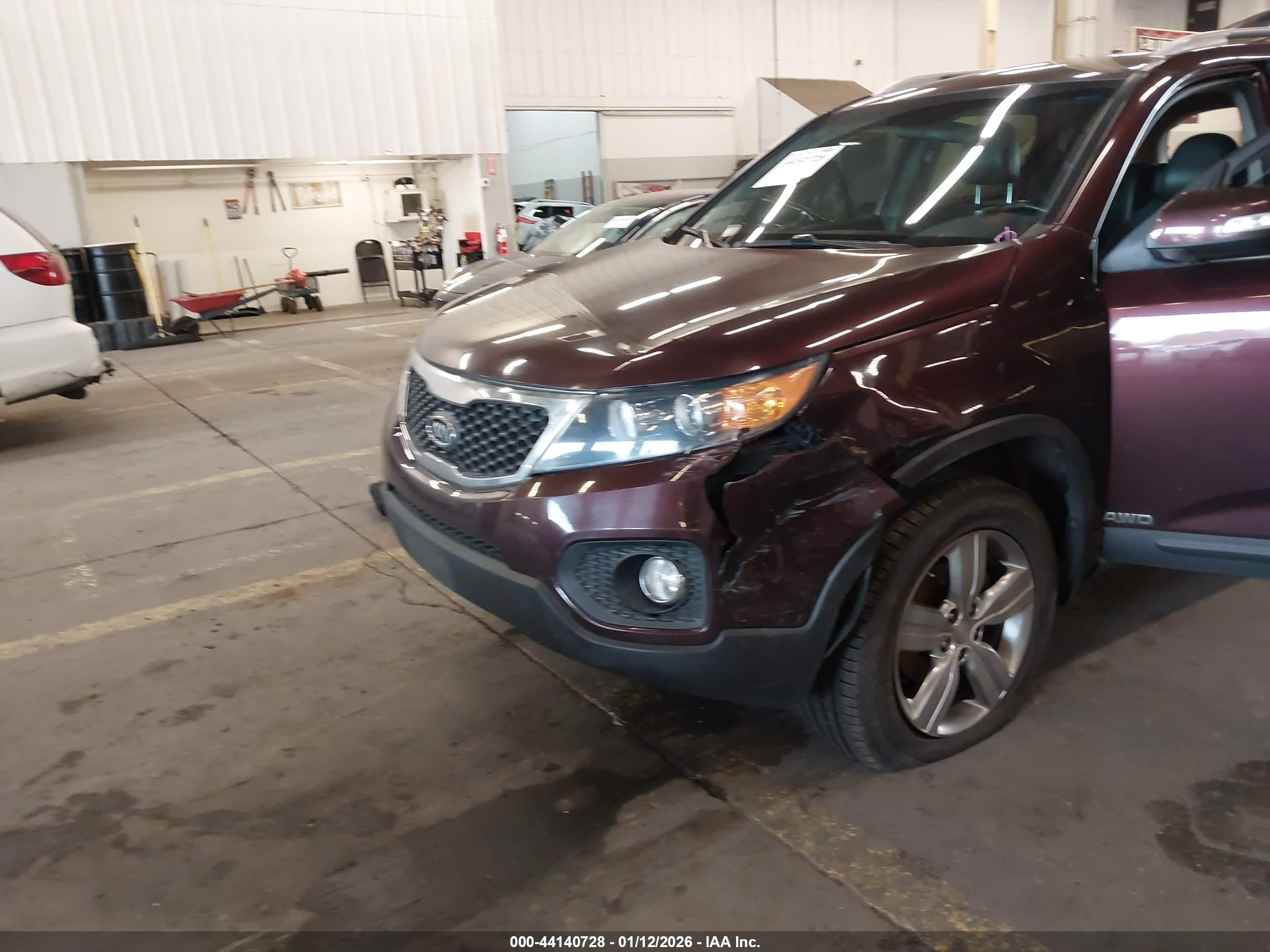 KIA SORENTO image 6