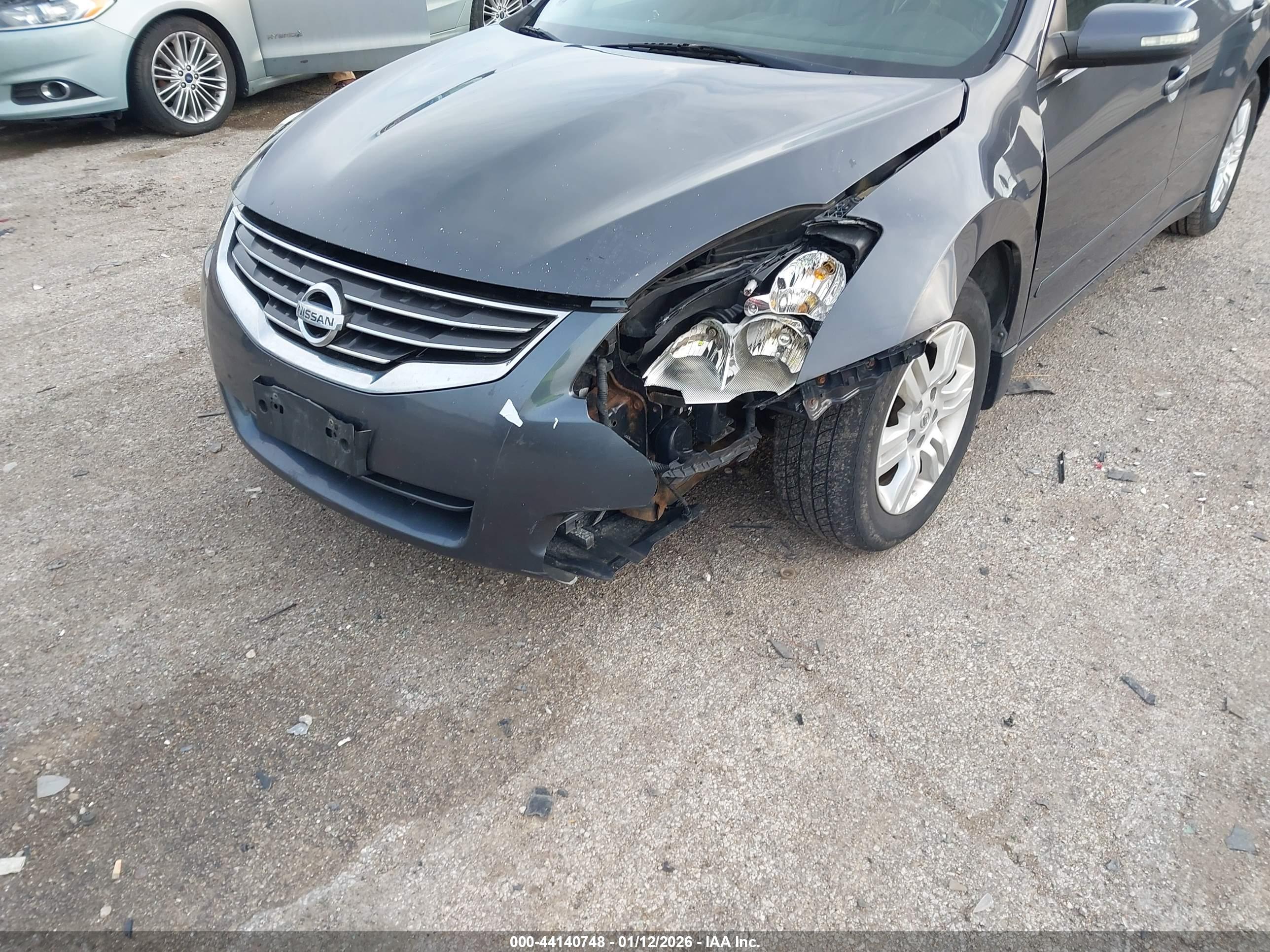 NISSAN ALTIMA image 6