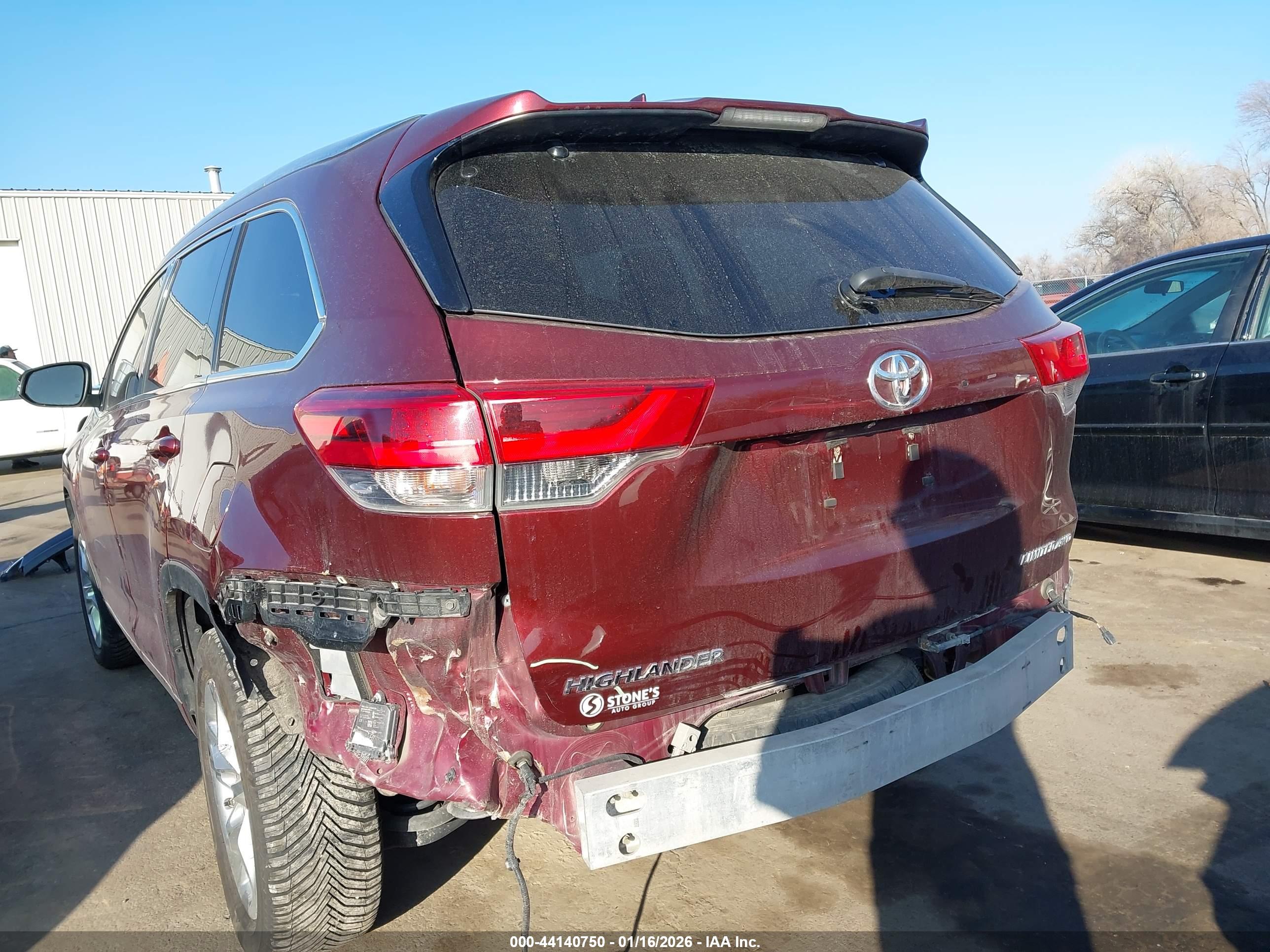 TOYOTA HIGHLANDER image 6
