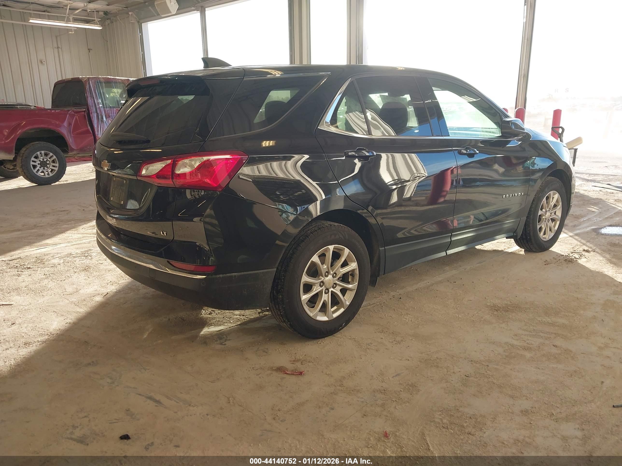 CHEVROLET EQUINOX image 4