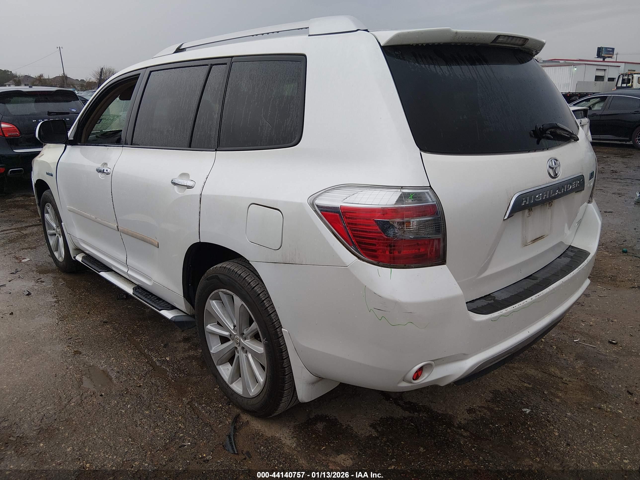 TOYOTA HIGHLANDER image 3