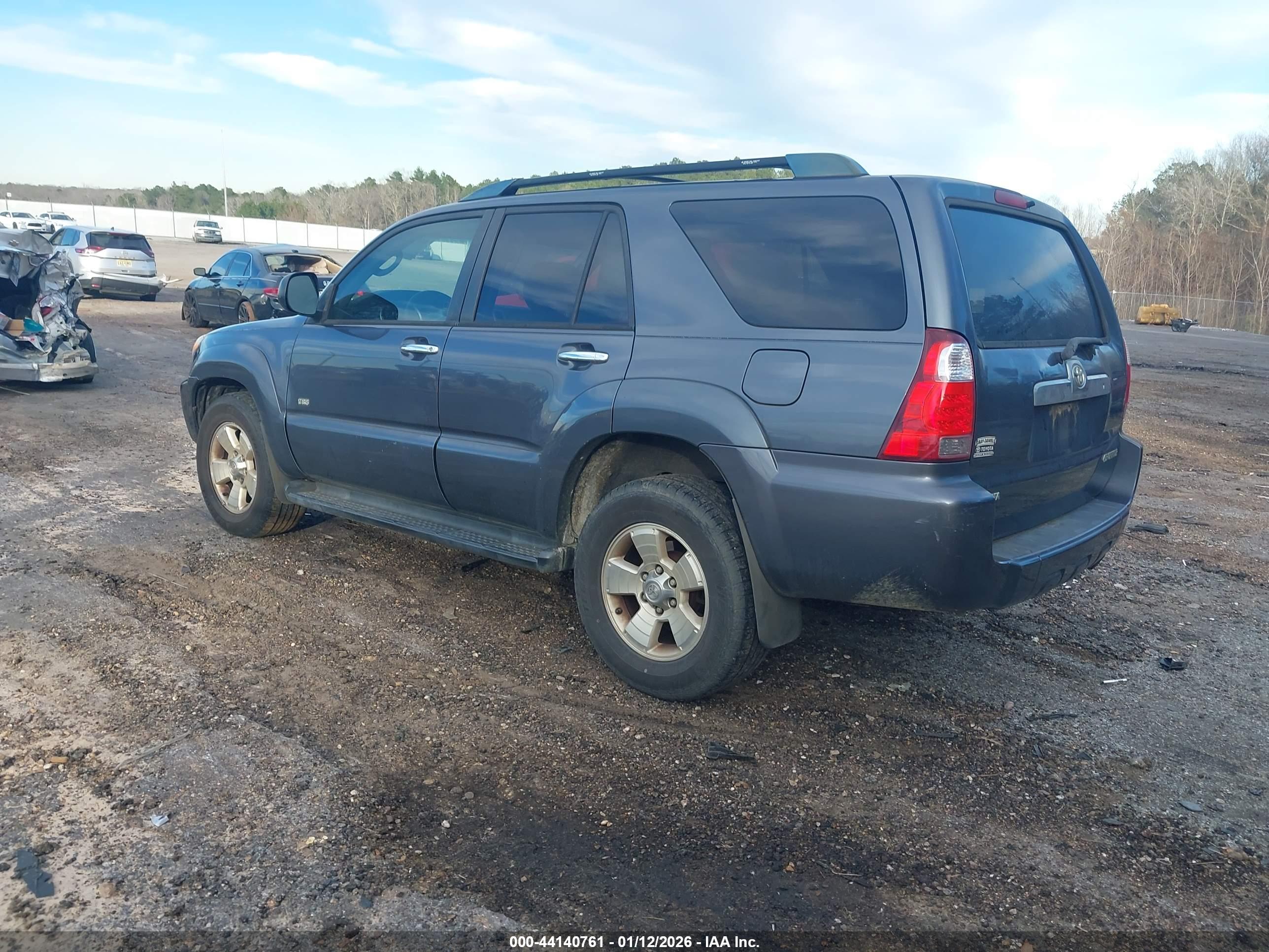TOYOTA 4RUNNER image 3