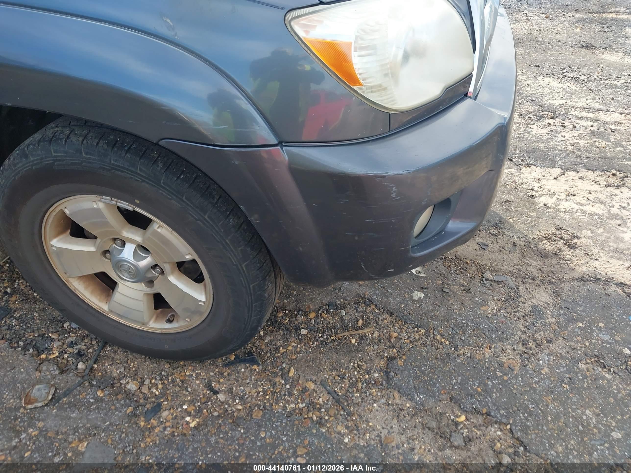 TOYOTA 4RUNNER image 6