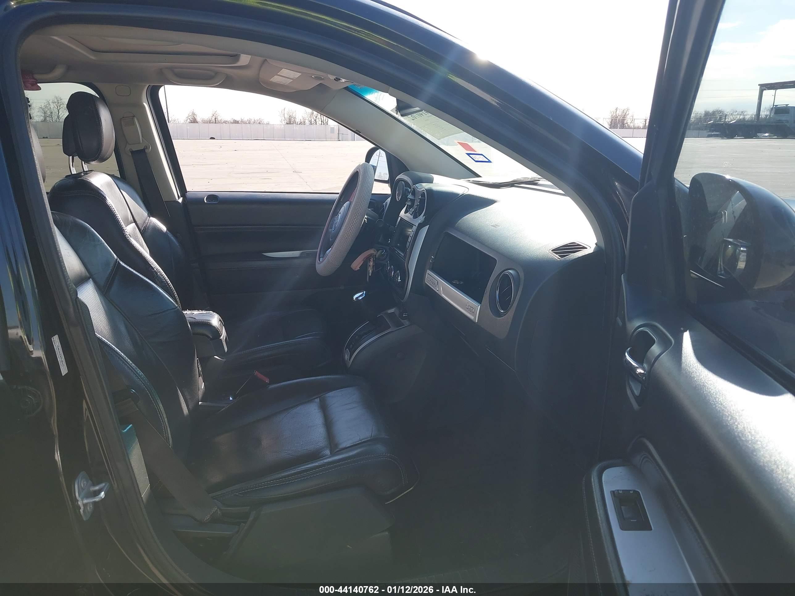 JEEP COMPASS image 5