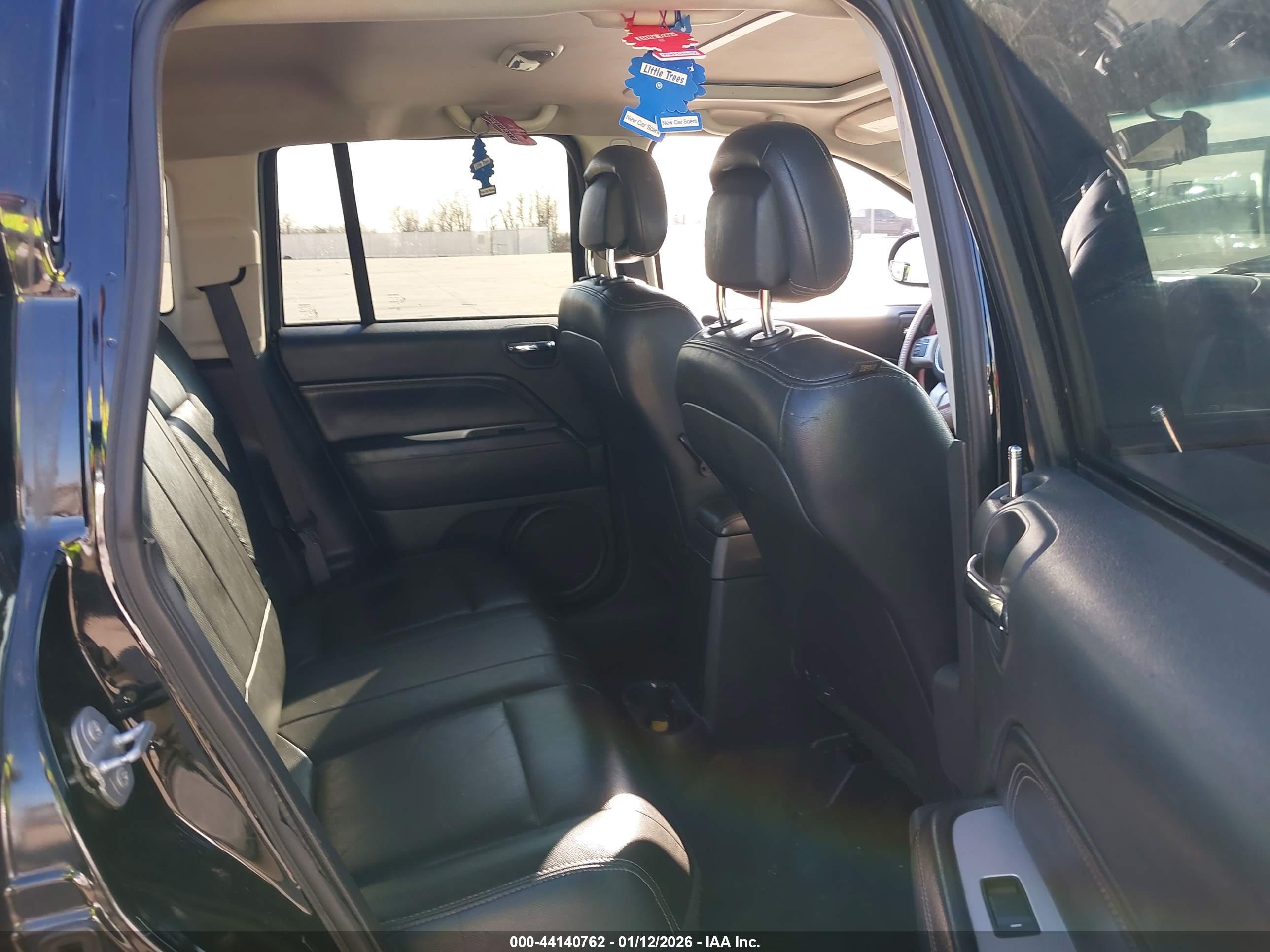 JEEP COMPASS image 8
