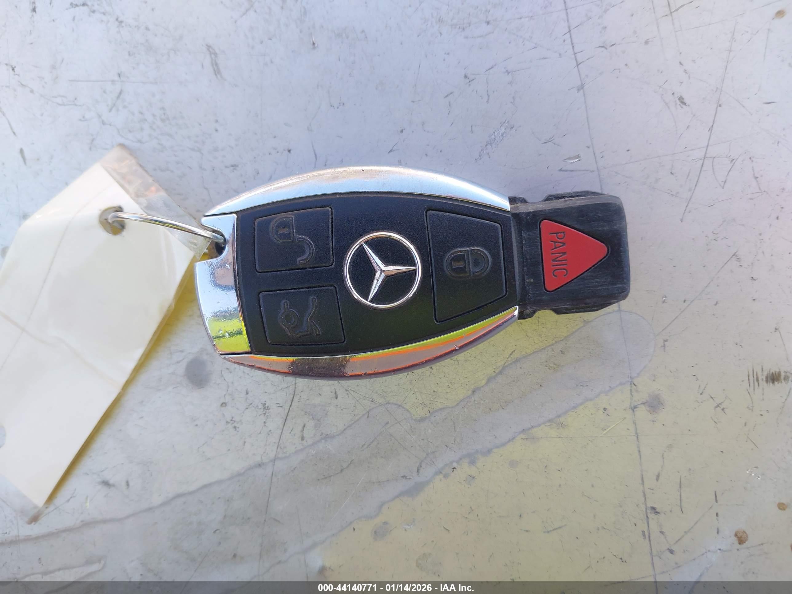 MERCEDES-BENZ C image 11